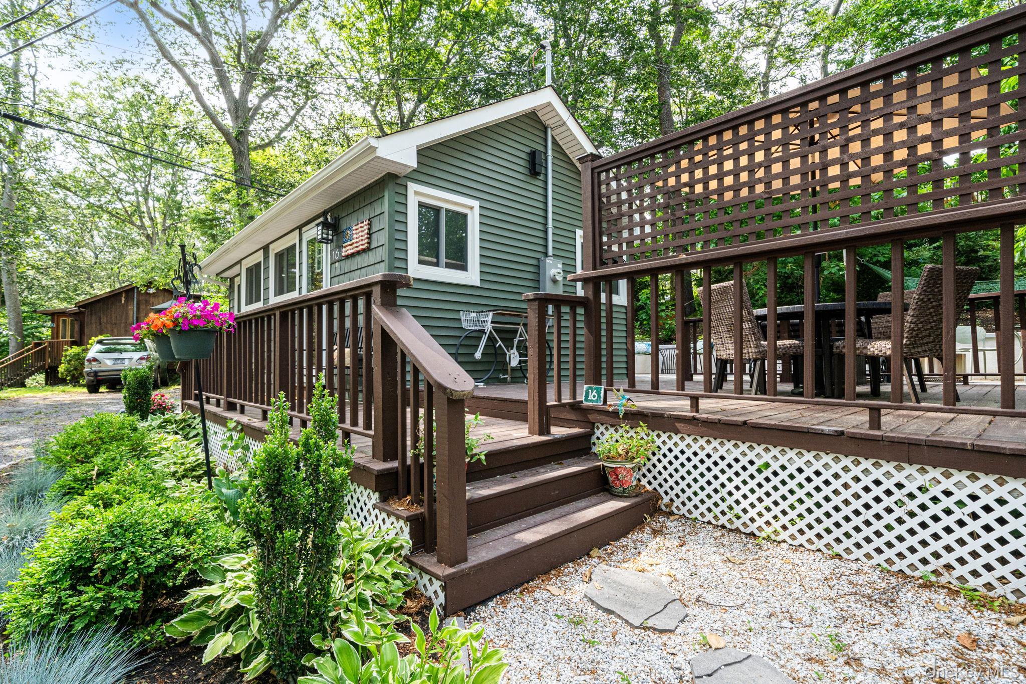 Single Family Oakleigh Suffolk County, NY 11933, MLS-1014820-2