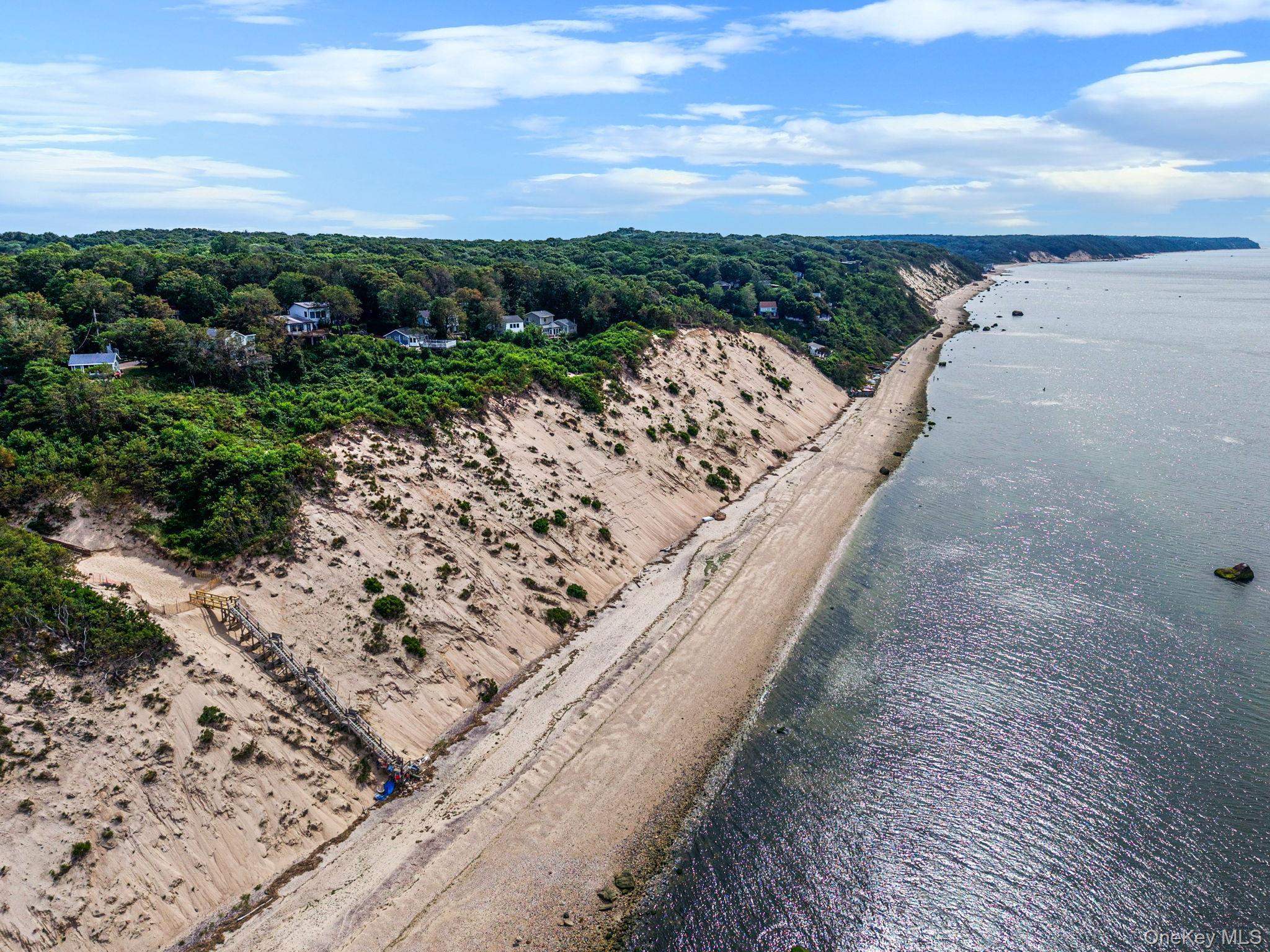 Single Family Oakleigh  Suffolk County, NY 11933, MLS-1014820-43