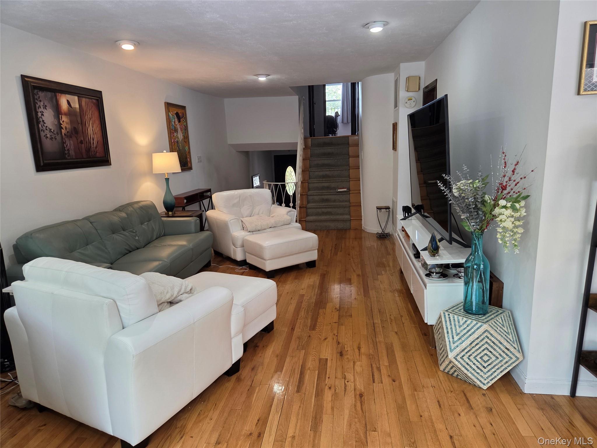 Single Family 215th Street  Queens, NY 11360, MLS-1014856-12