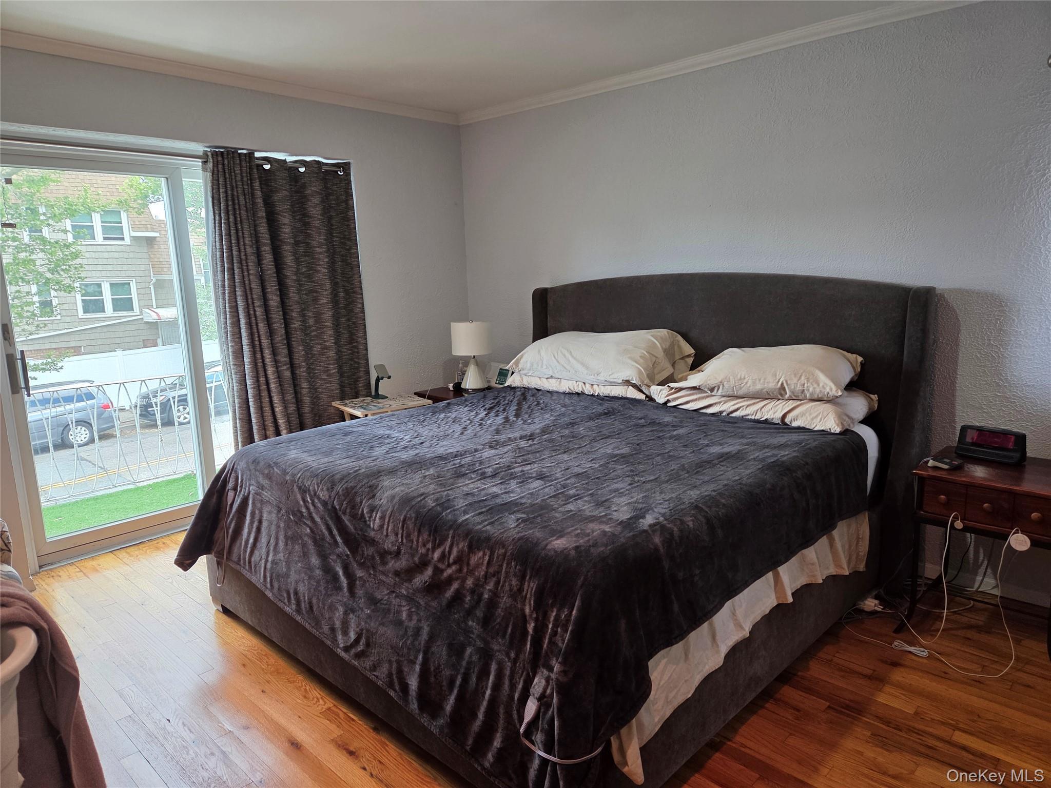 Single Family 215th Street  Queens, NY 11360, MLS-1014856-25