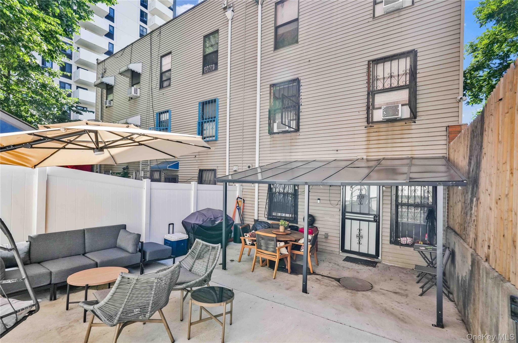 Single Family Prospect Avenue Bronx, NY 10457, MLS-1014892-15