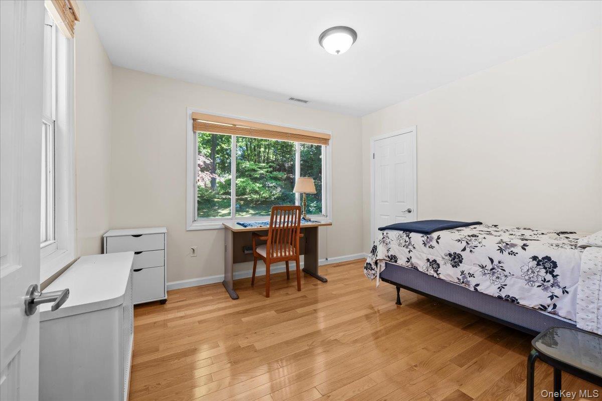 Single Family Mosholu Avenue Bronx, NY 10471, MLS-1014897-29