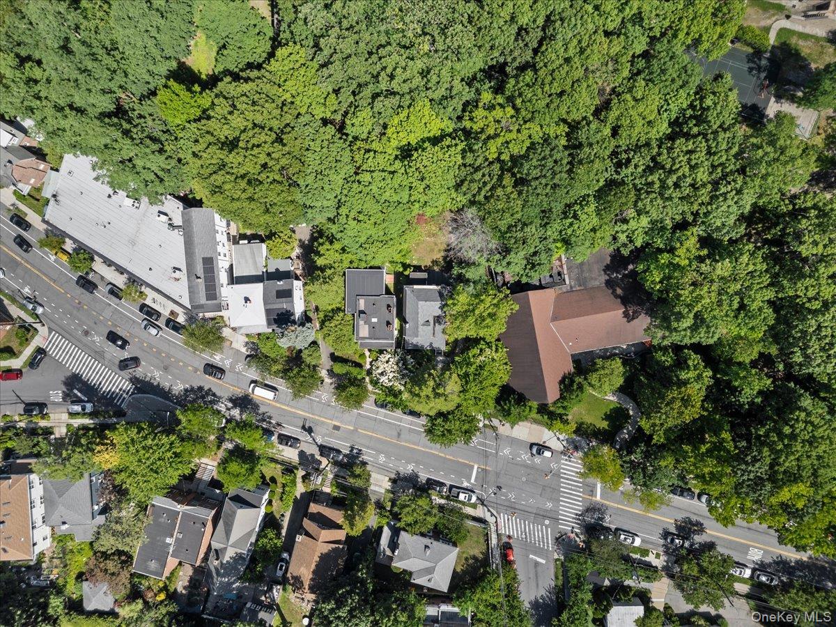 Single Family Mosholu Avenue Bronx, NY 10471, MLS-1014897-40