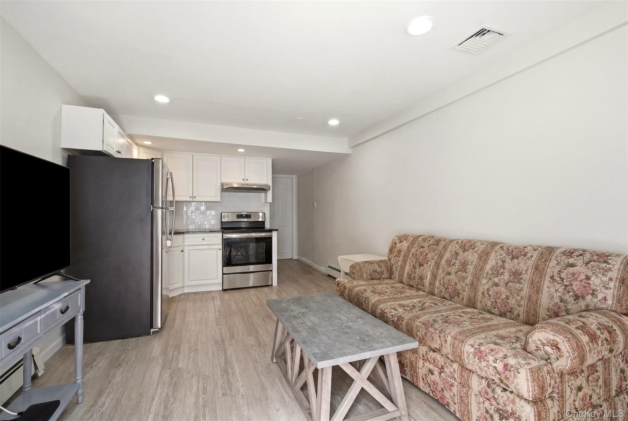 Single Family Vineyard Road  Suffolk County, NY 11743, MLS-1014899-26