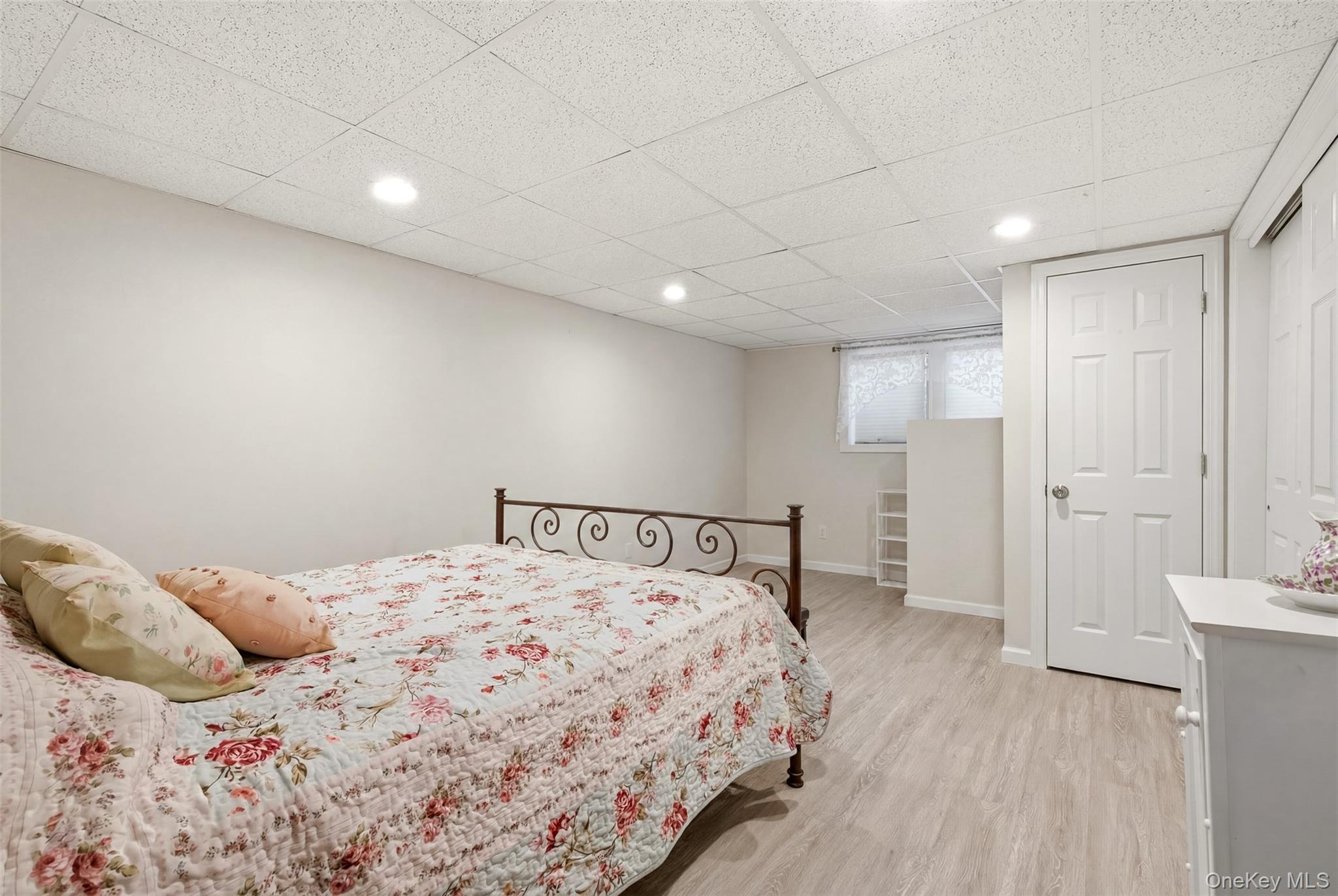 Single Family Vineyard Road  Suffolk County, NY 11743, MLS-1014899-29