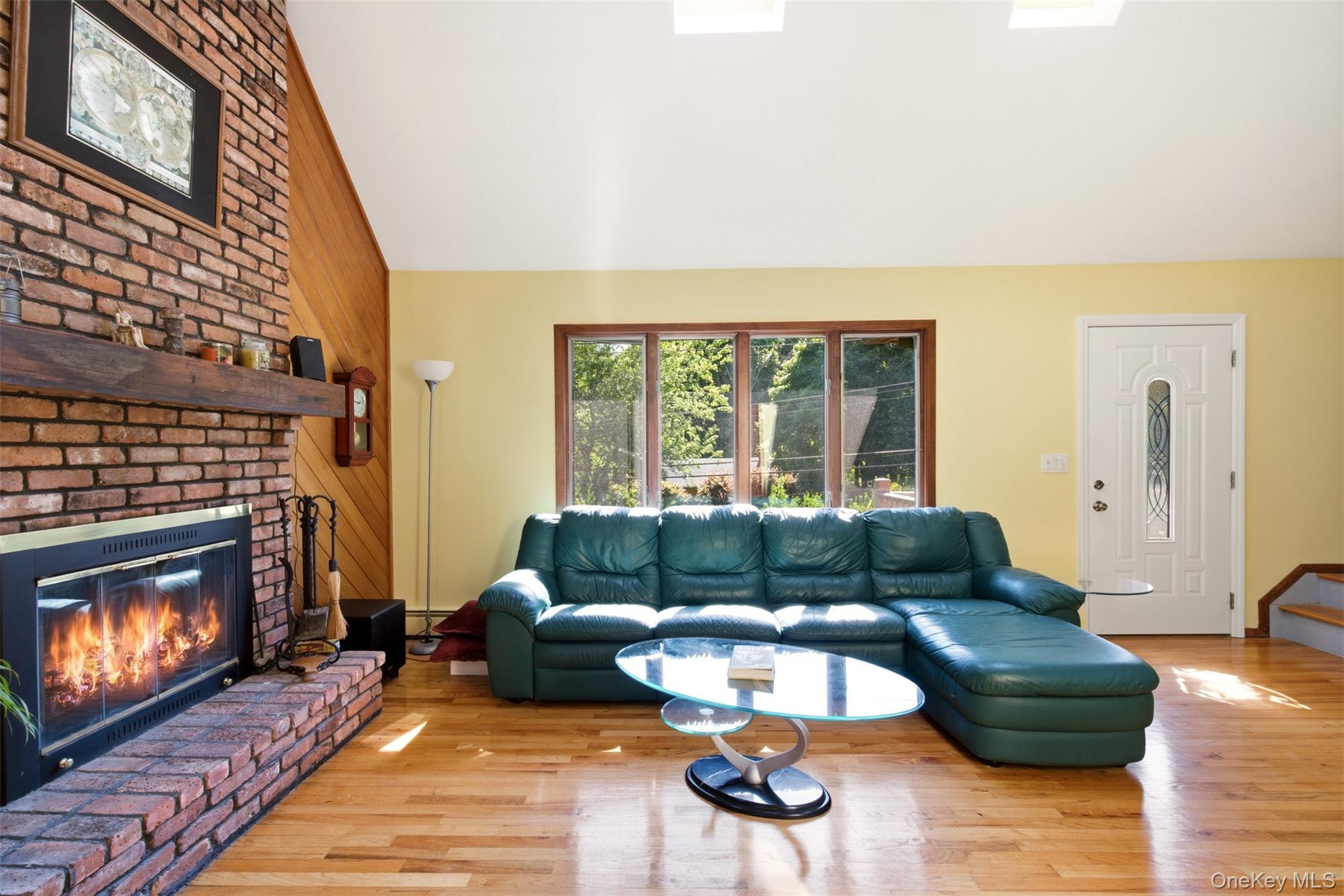Single Family Vineyard Road  Suffolk County, NY 11743, MLS-1014899-4