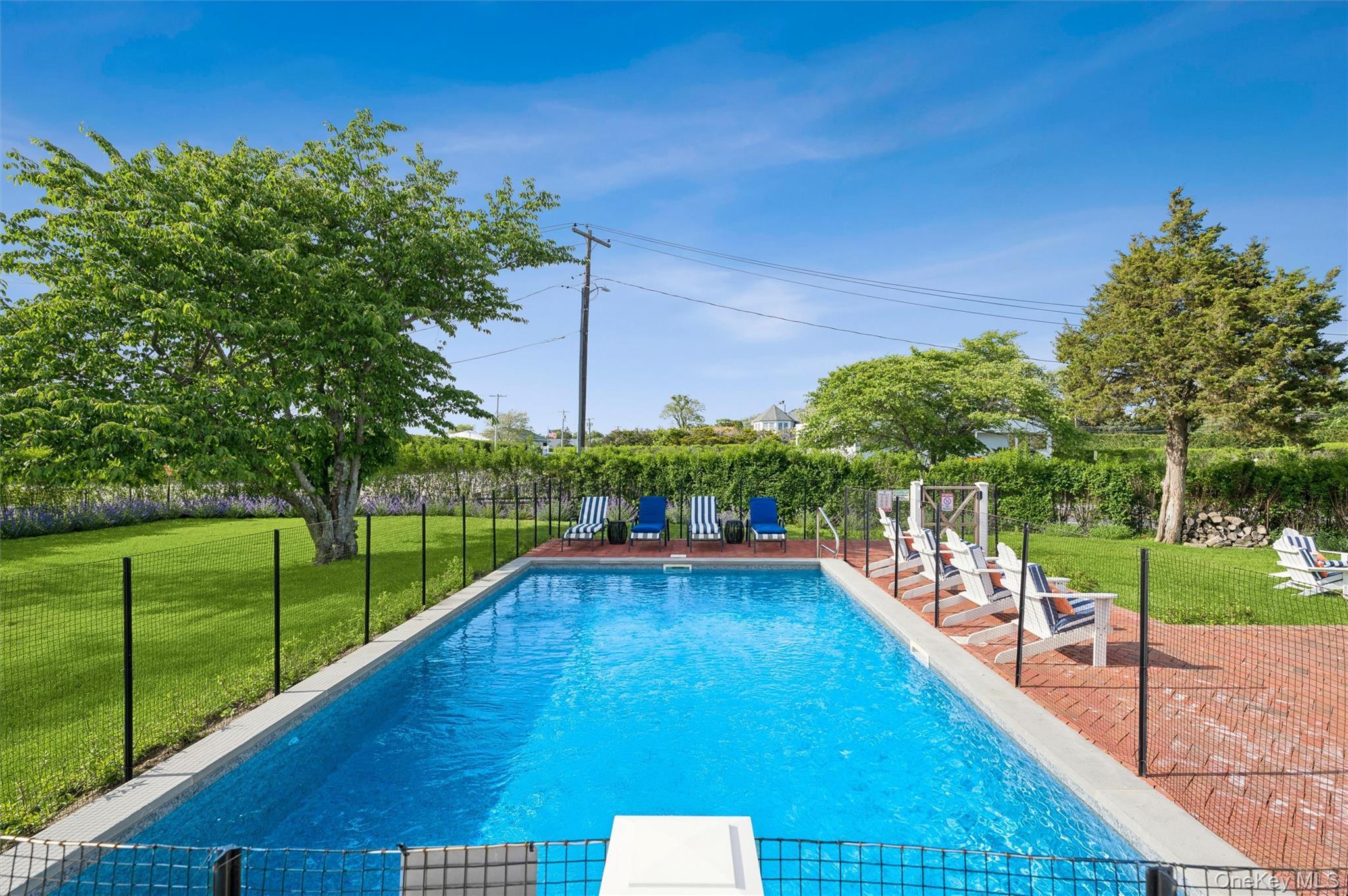 Single Family Foster Avenue Suffolk County, NY 11946, MLS-1014912-20