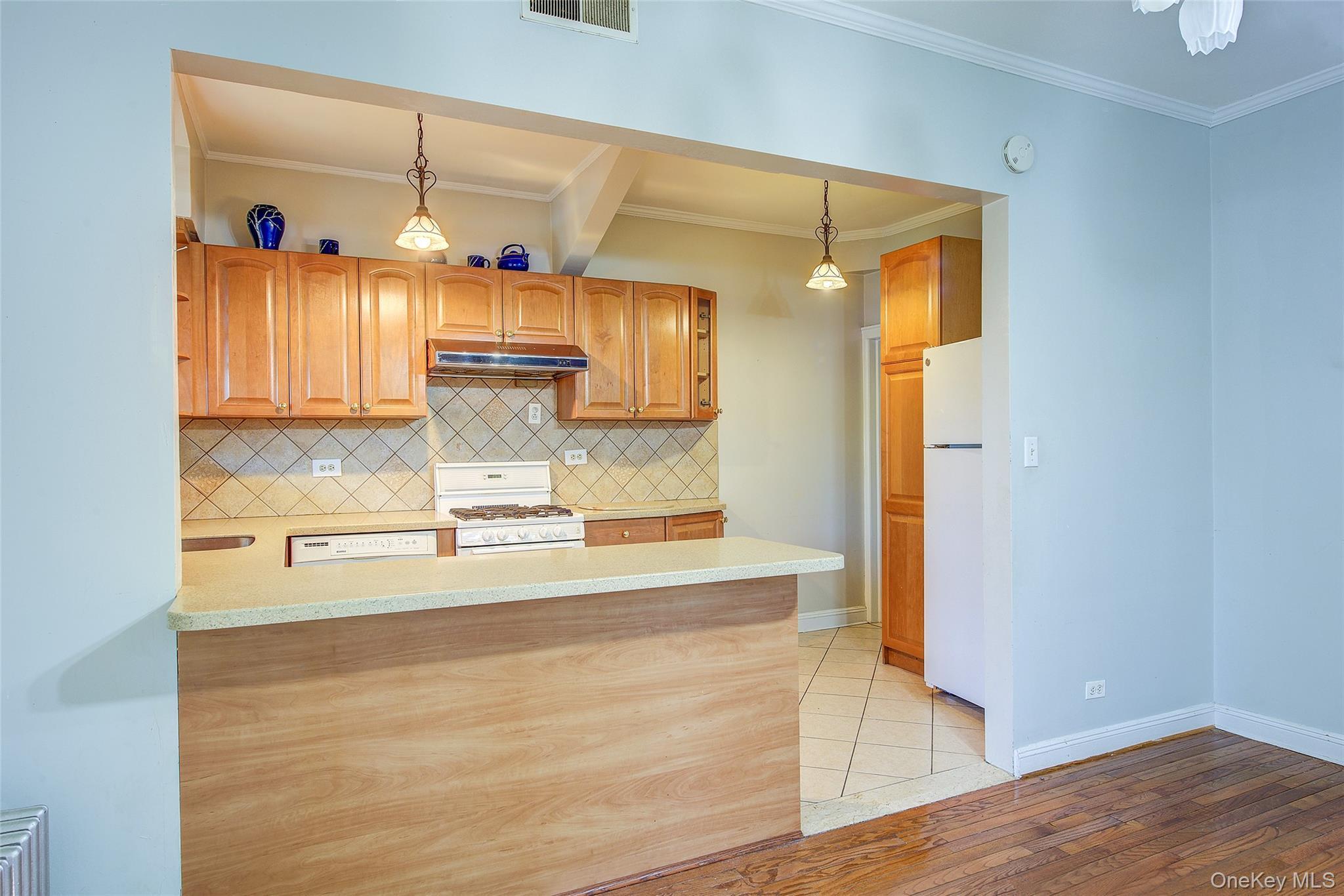 Single Family 66th Road  Queens, NY 11374, MLS-1014915-19