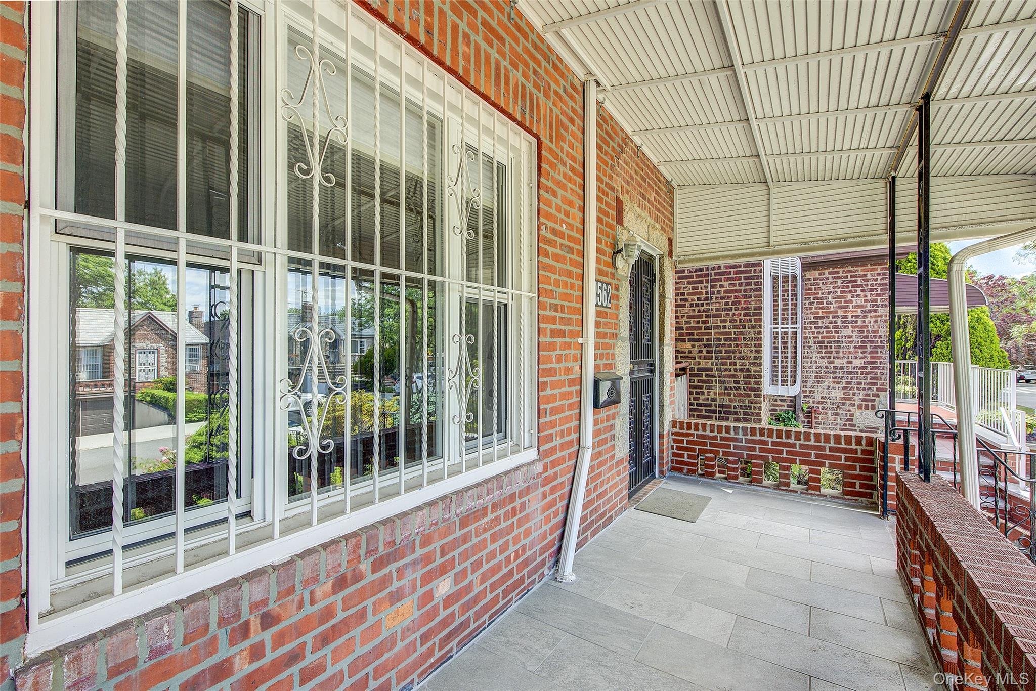Single Family 66th Road  Queens, NY 11374, MLS-1014915-6