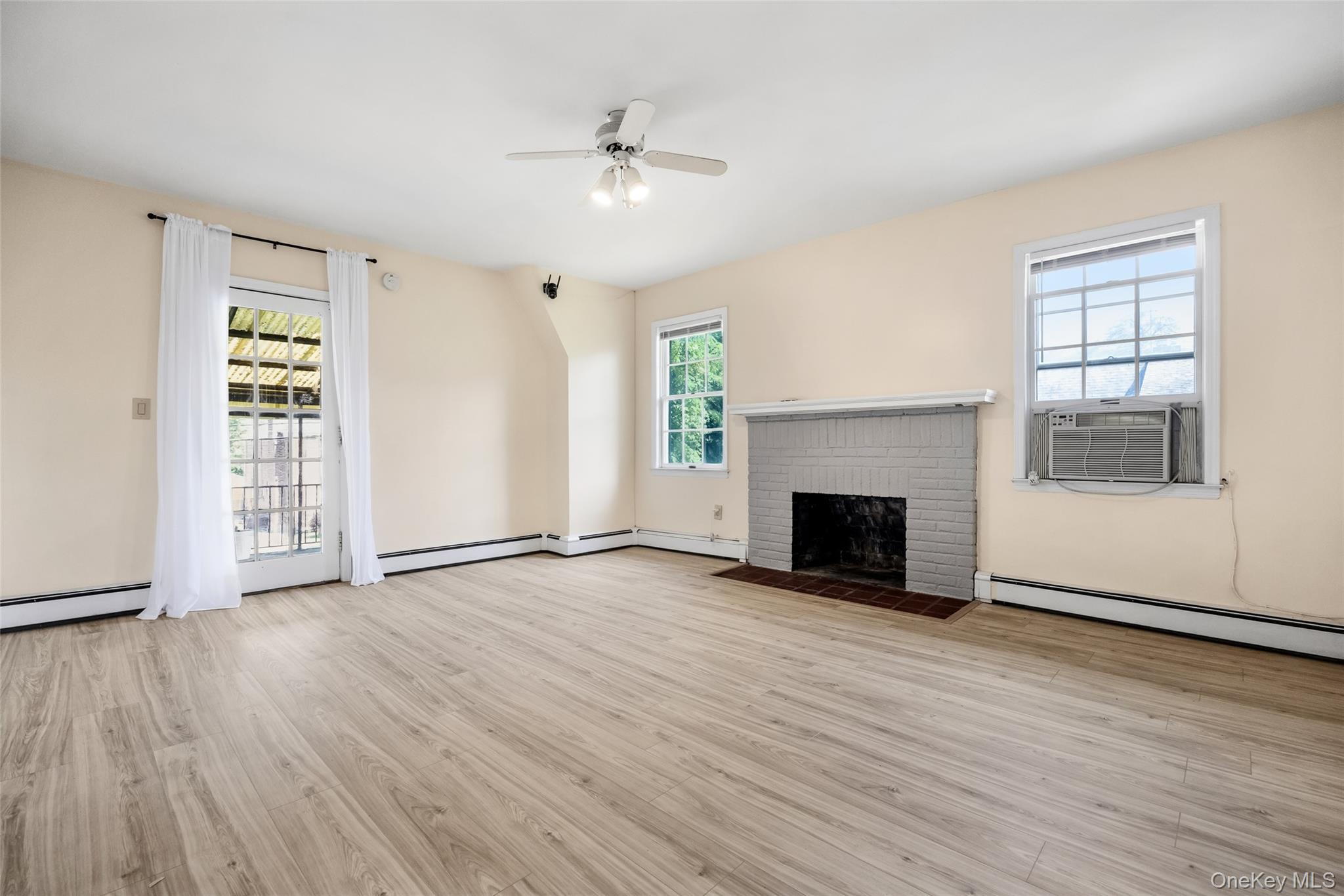 Single Family Spruce Street Nassau County, NY 11021, MLS-1014941-11