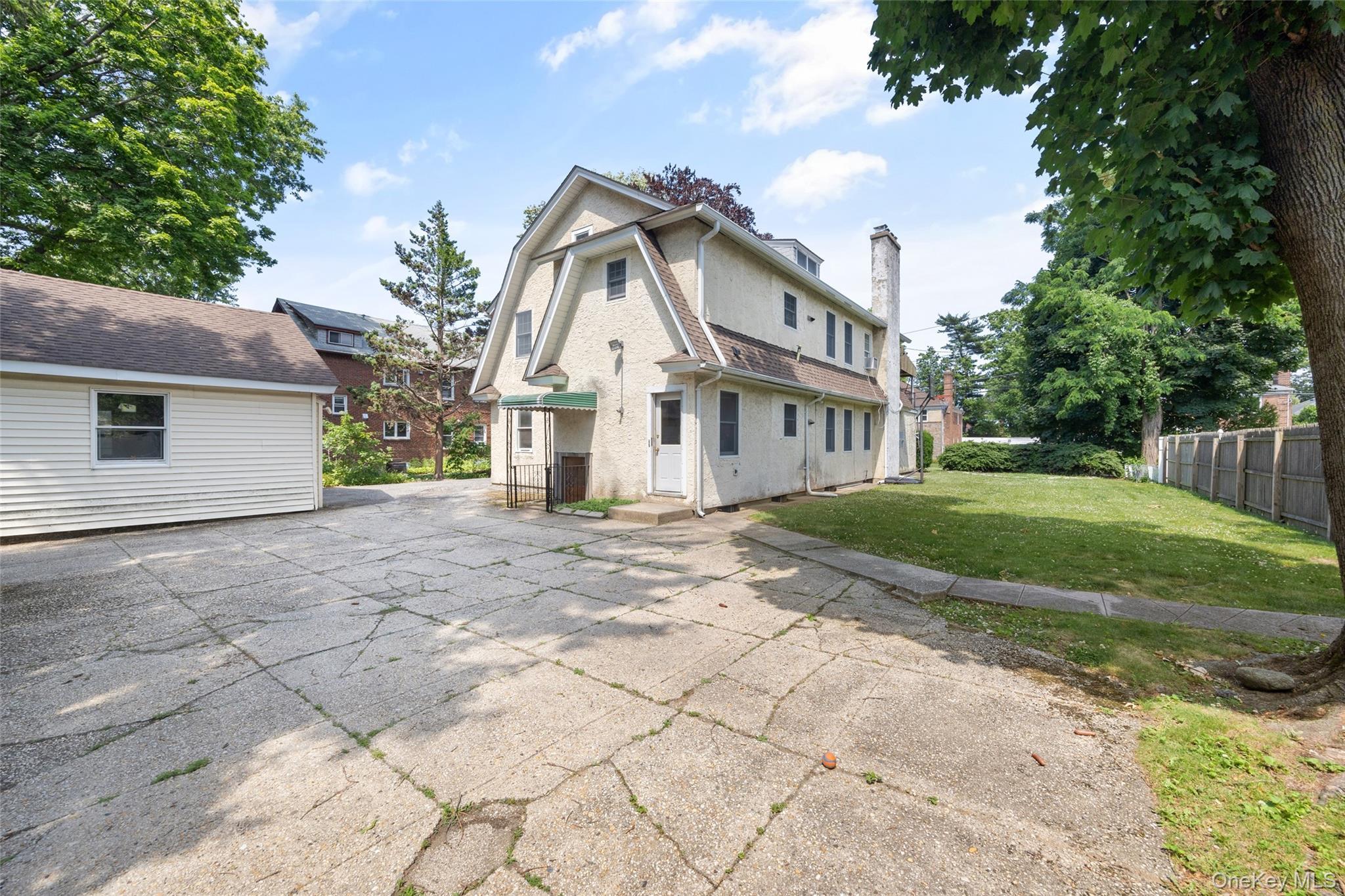 Single Family Spruce Street Nassau County, NY 11021, MLS-1014941-24