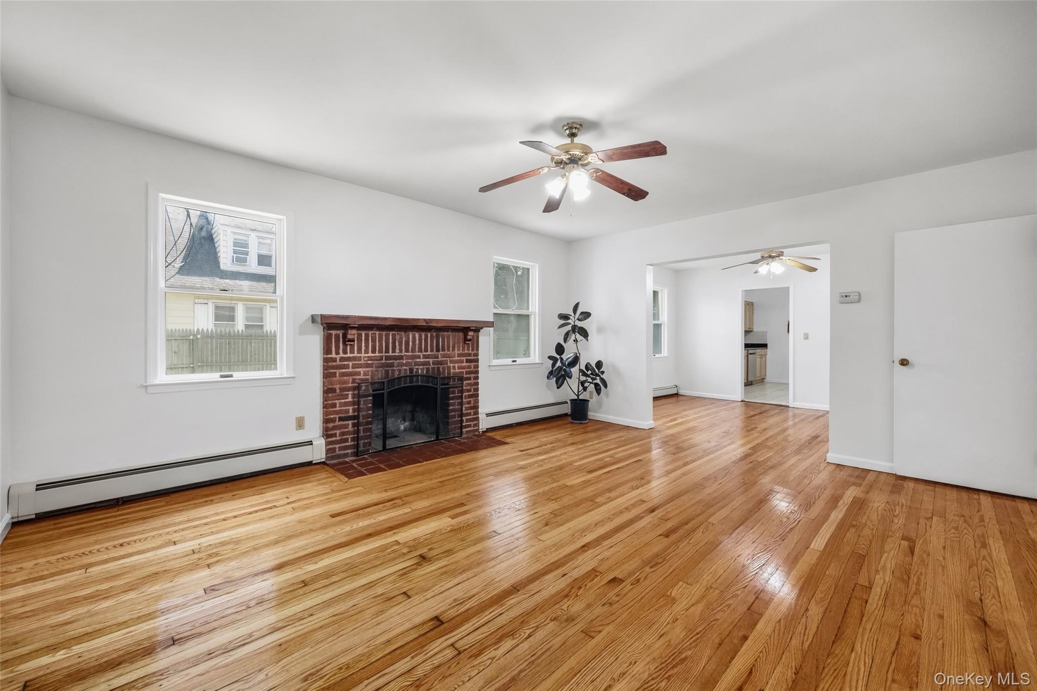 Single Family Spruce Street Nassau County, NY 11021, MLS-1014941-3