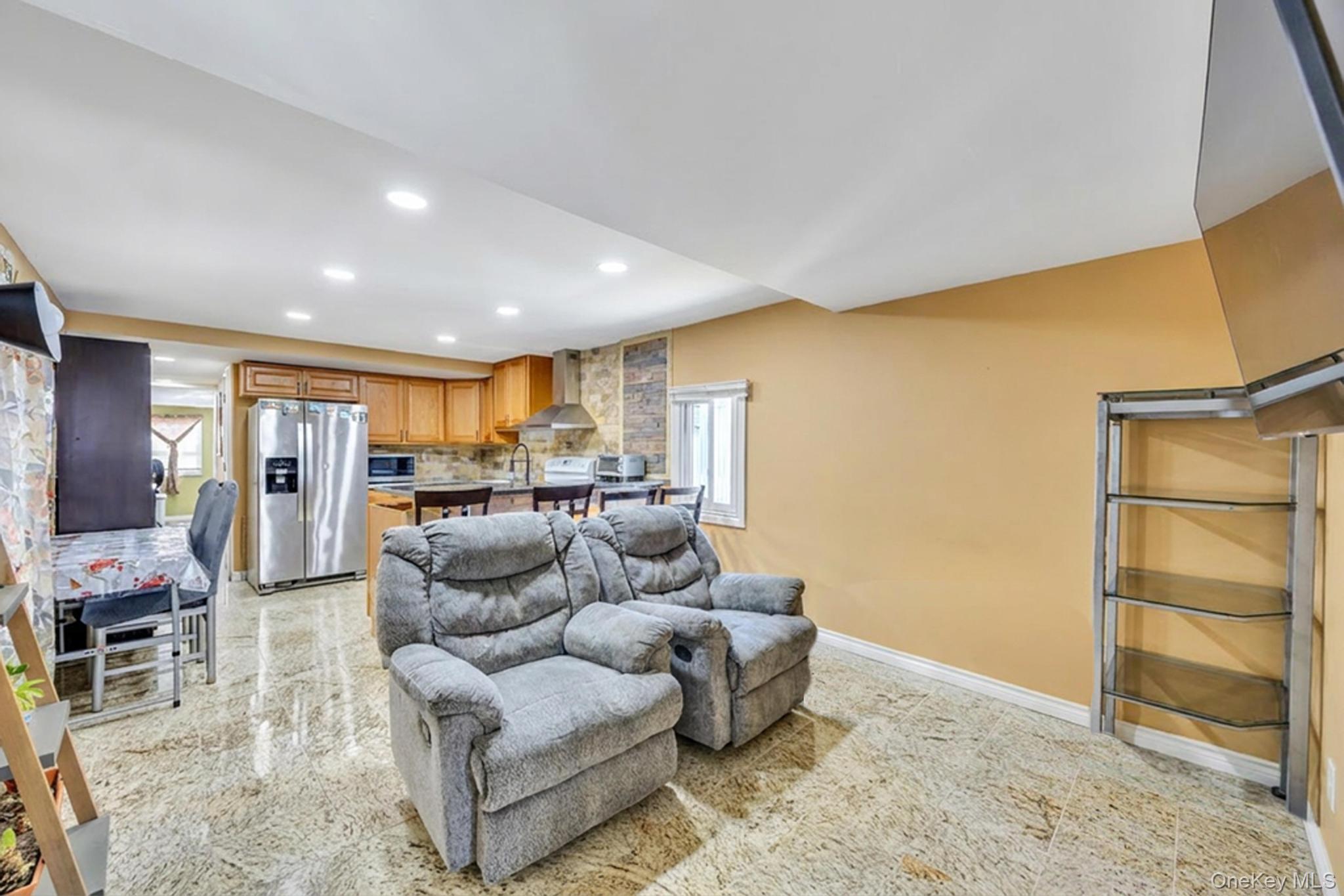 Single Family Broadway Suffolk County, NY 11701, MLS-1014957-15