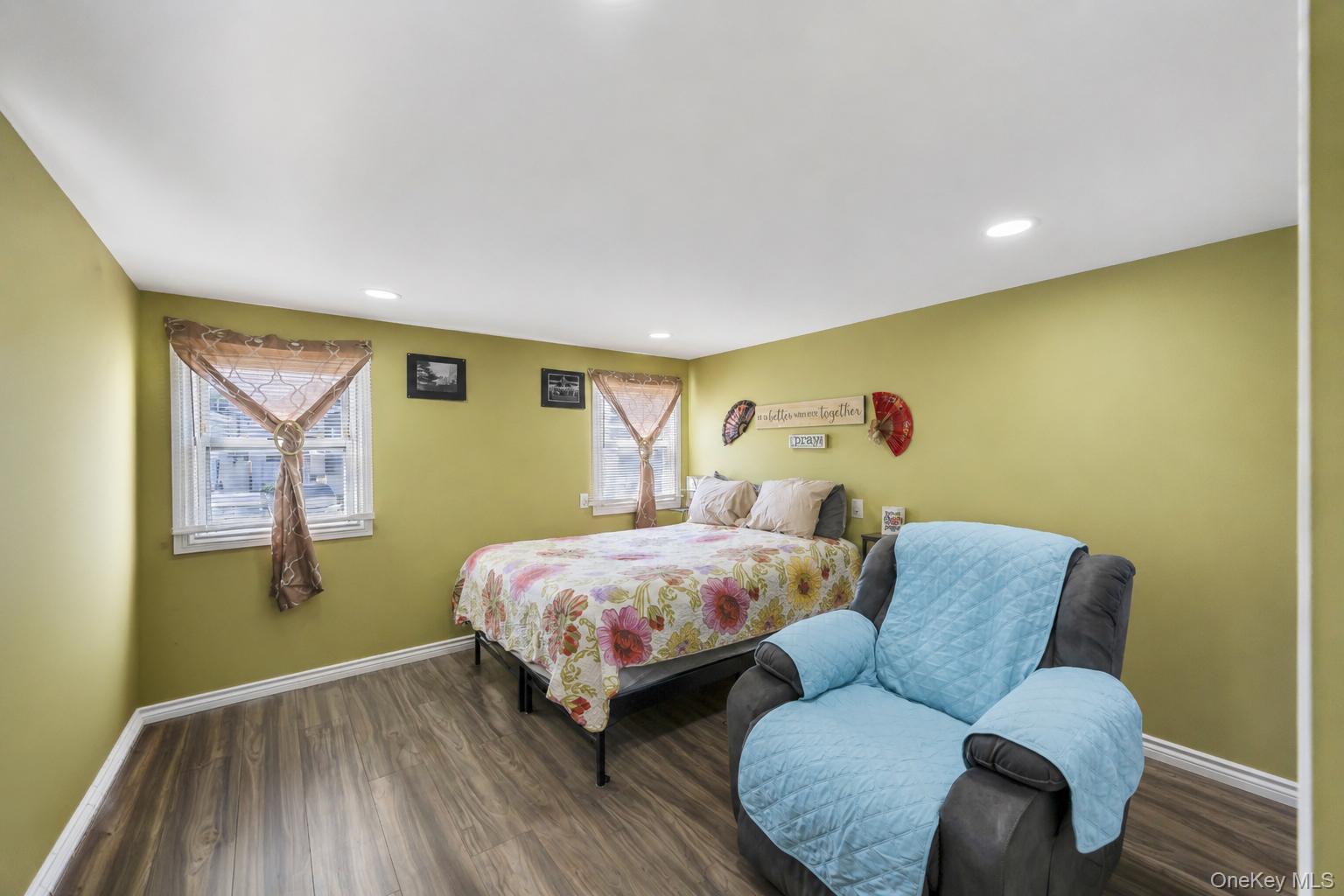 Single Family Broadway Suffolk County, NY 11701, MLS-1014957-19