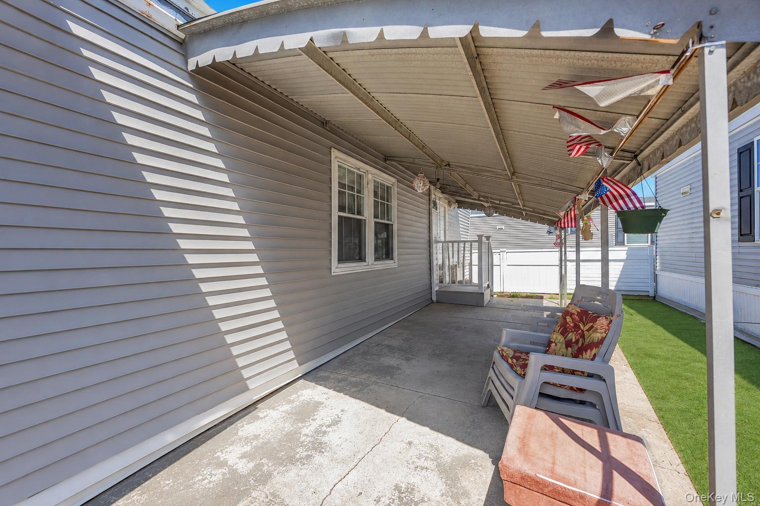 Single Family Broadway Suffolk County, NY 11701, MLS-1014957-7