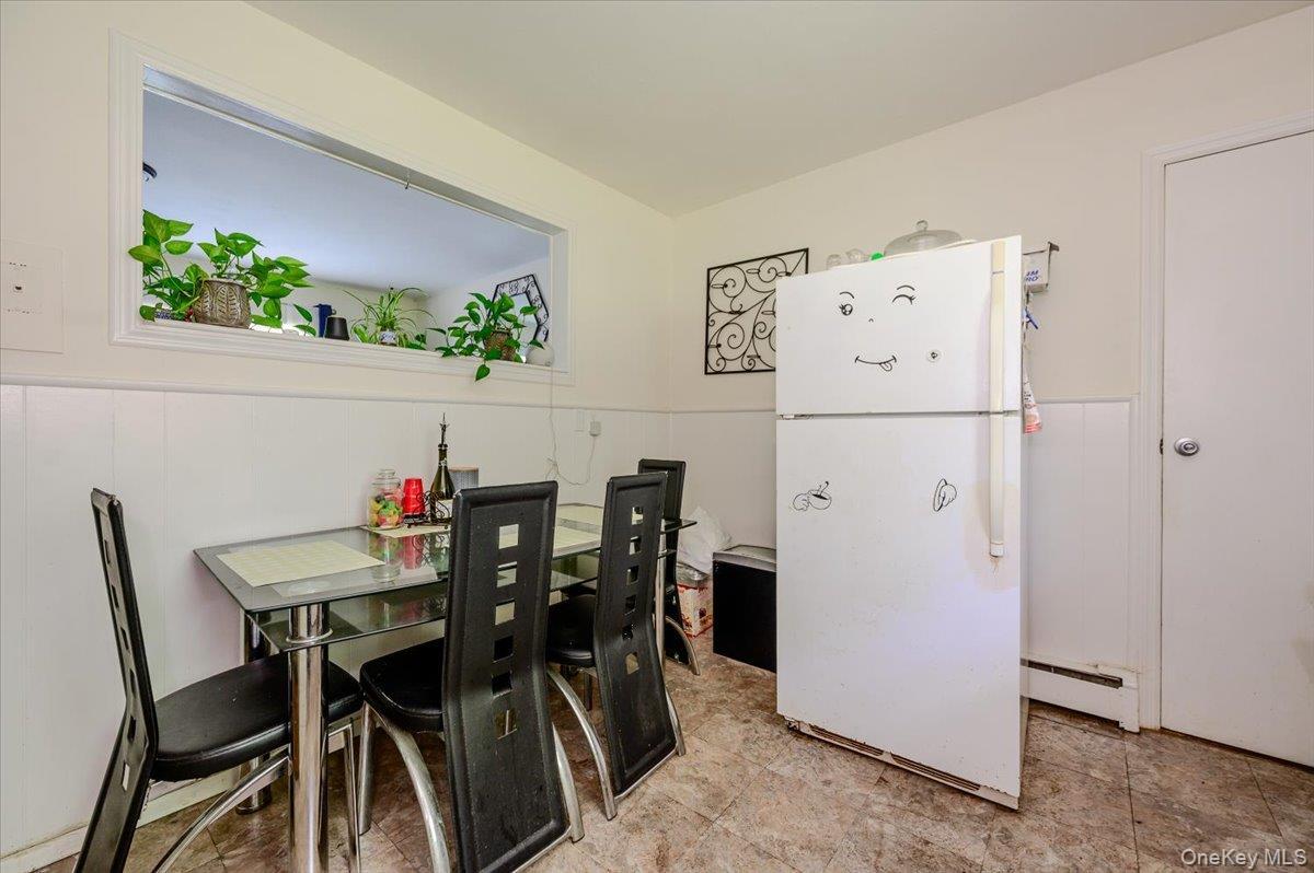 Single Family Brooklyn Boulevard Suffolk County, NY 11706, MLS-1014961-6