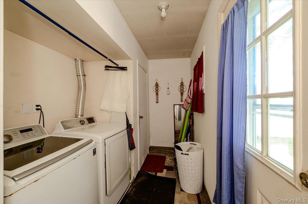 Single Family Brooklyn Boulevard Suffolk County, NY 11706, MLS-1014961-9