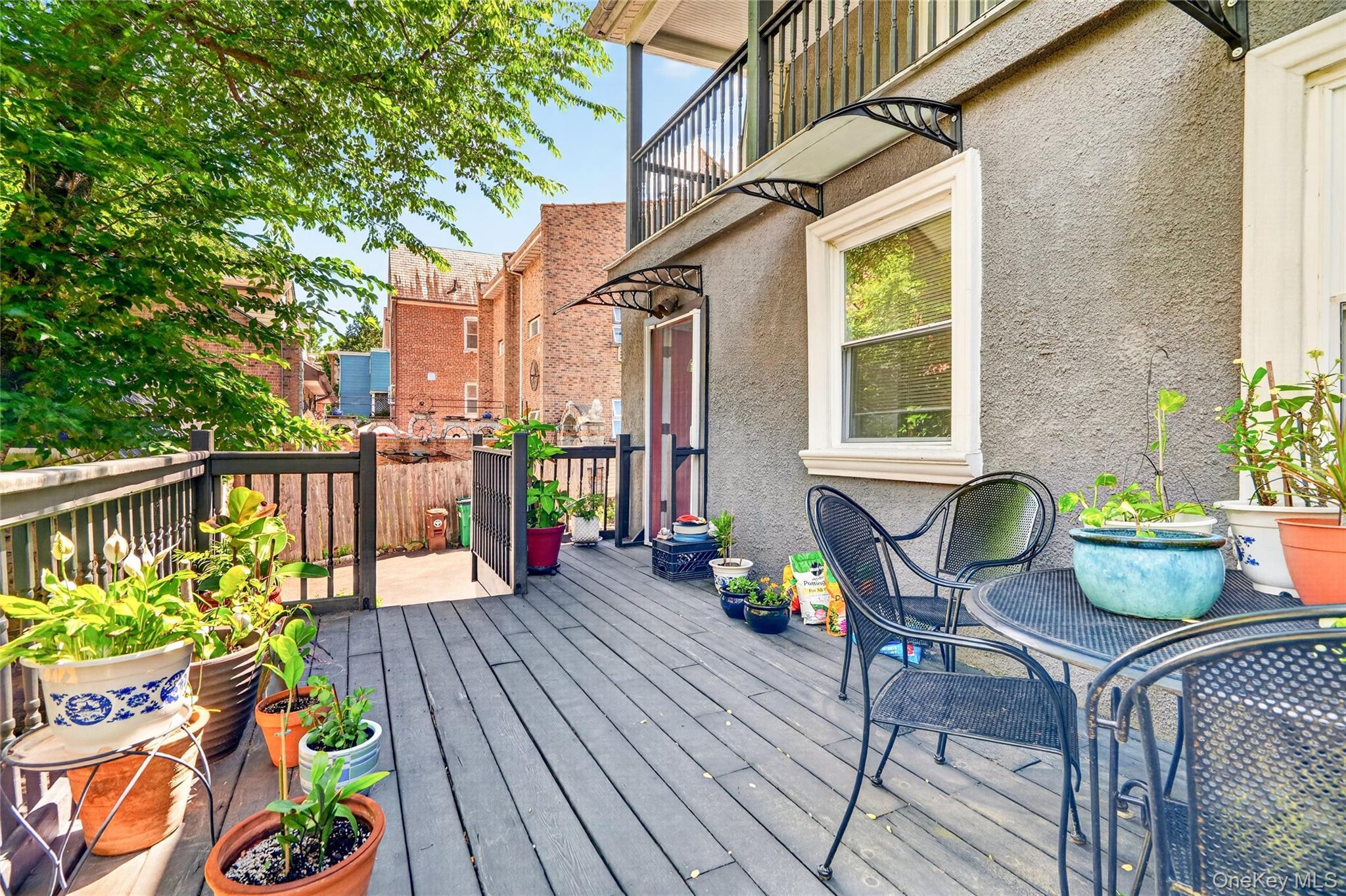 Single Family Post Road Bronx, NY 10471, MLS-1014975-18