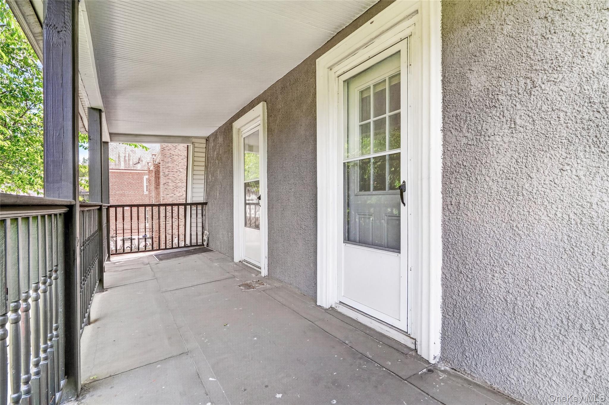 Single Family Post Road Bronx, NY 10471, MLS-1014975-24