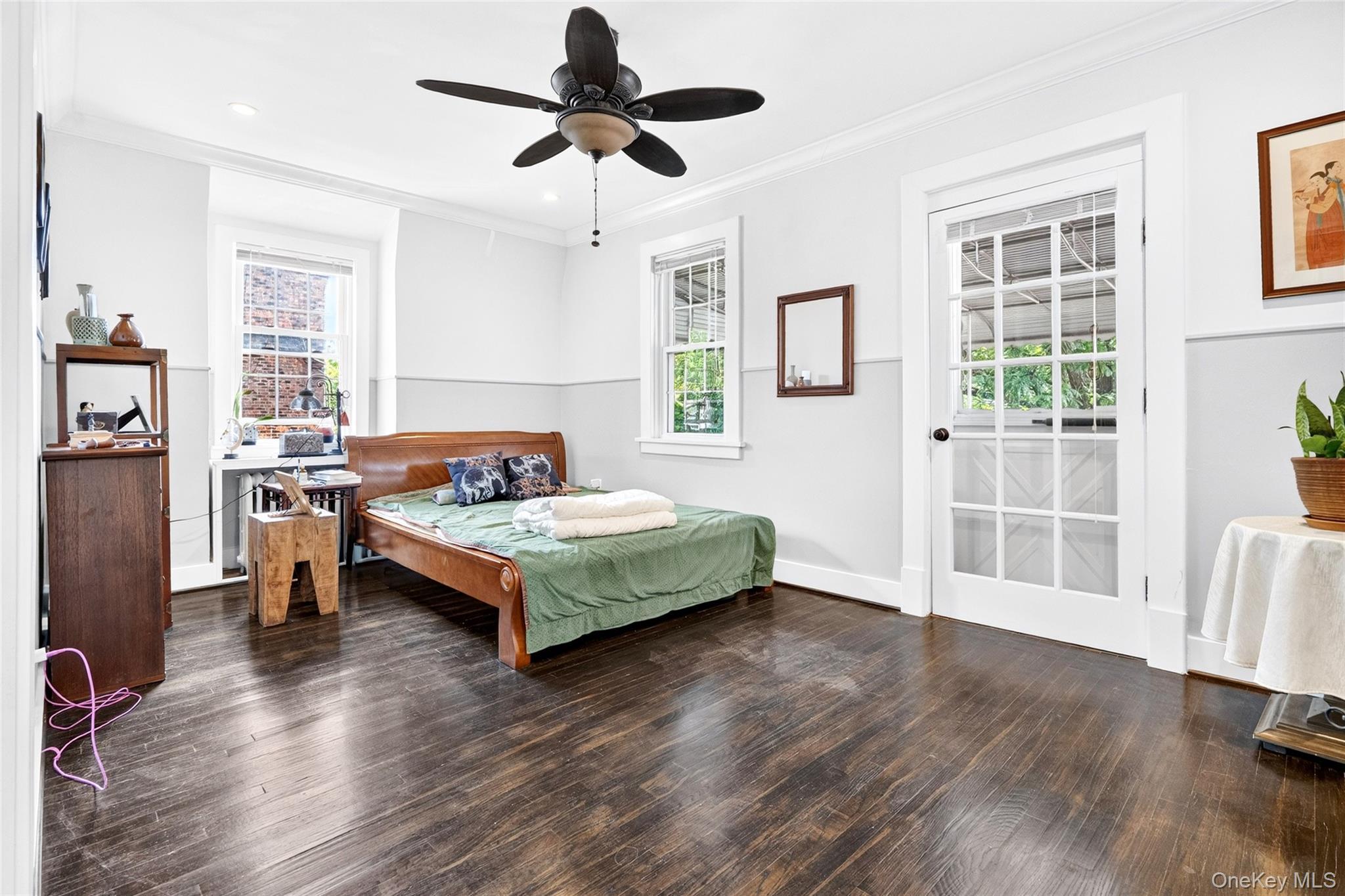 Single Family Post Road Bronx, NY 10471, MLS-1014975-29