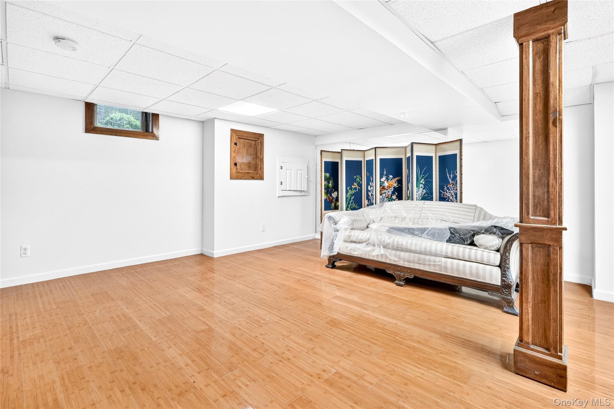 Single Family Post Road Bronx, NY 10471, MLS-1014975-39