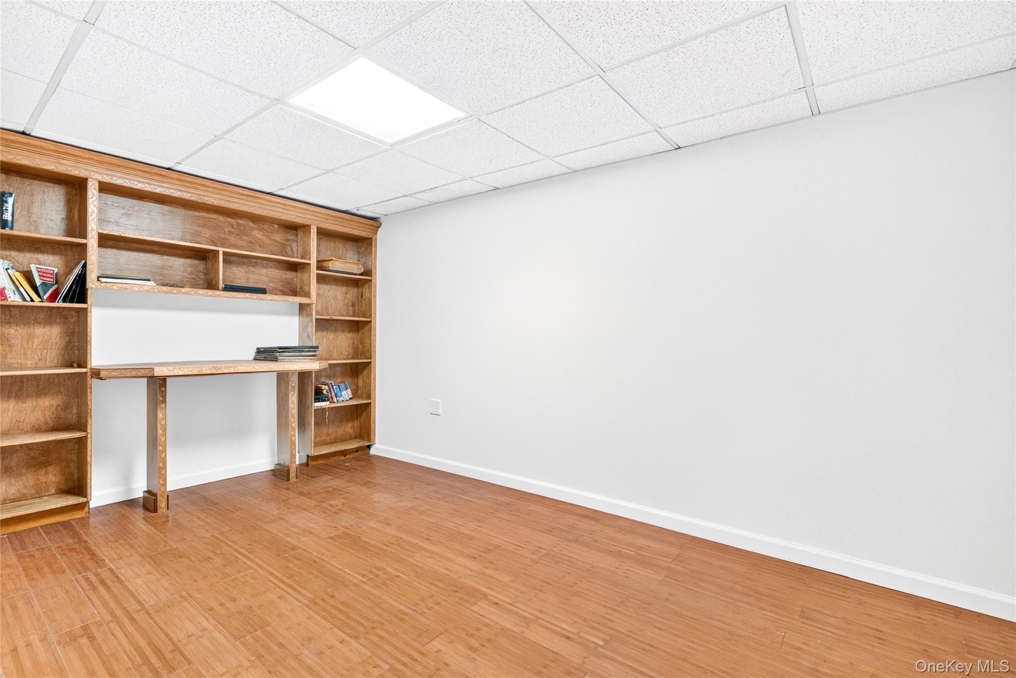Single Family Post Road Bronx, NY 10471, MLS-1014975-42