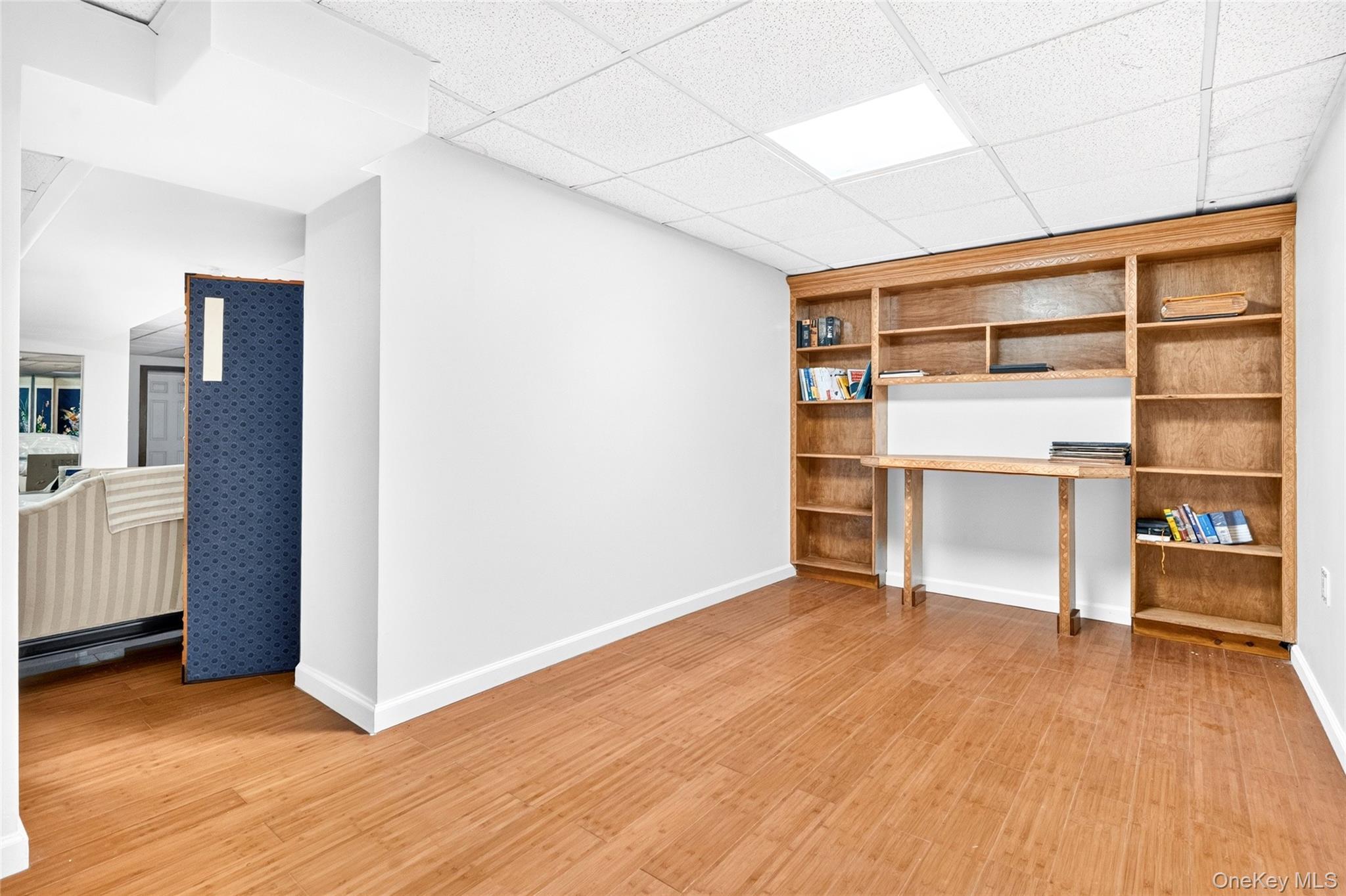 Single Family Post Road Bronx, NY 10471, MLS-1014975-43