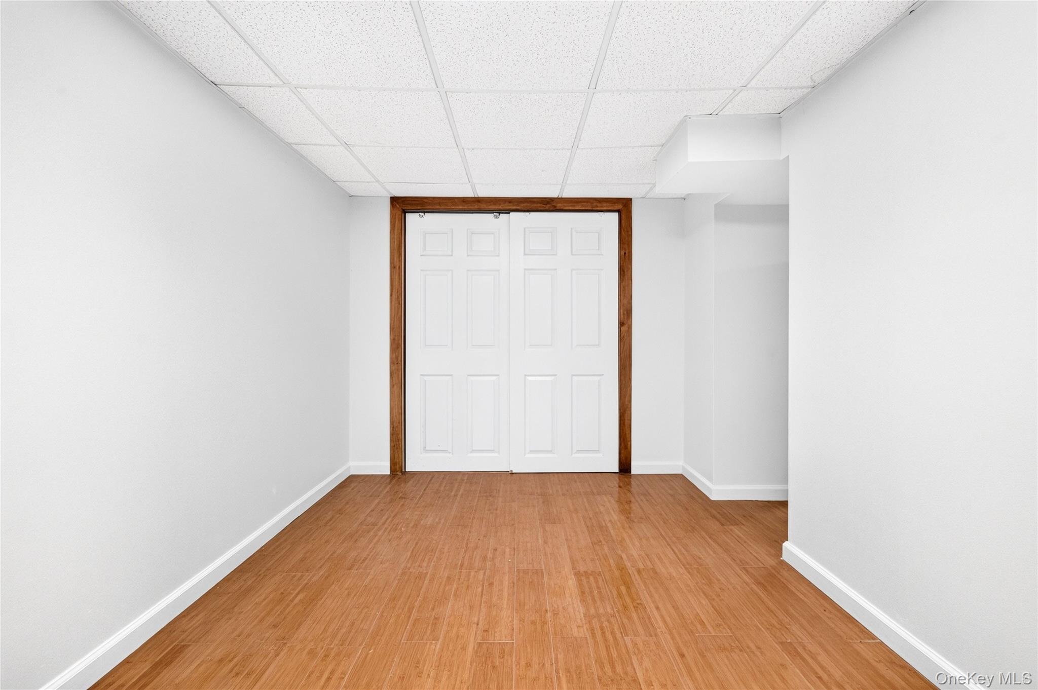 Single Family Post Road Bronx, NY 10471, MLS-1014975-44