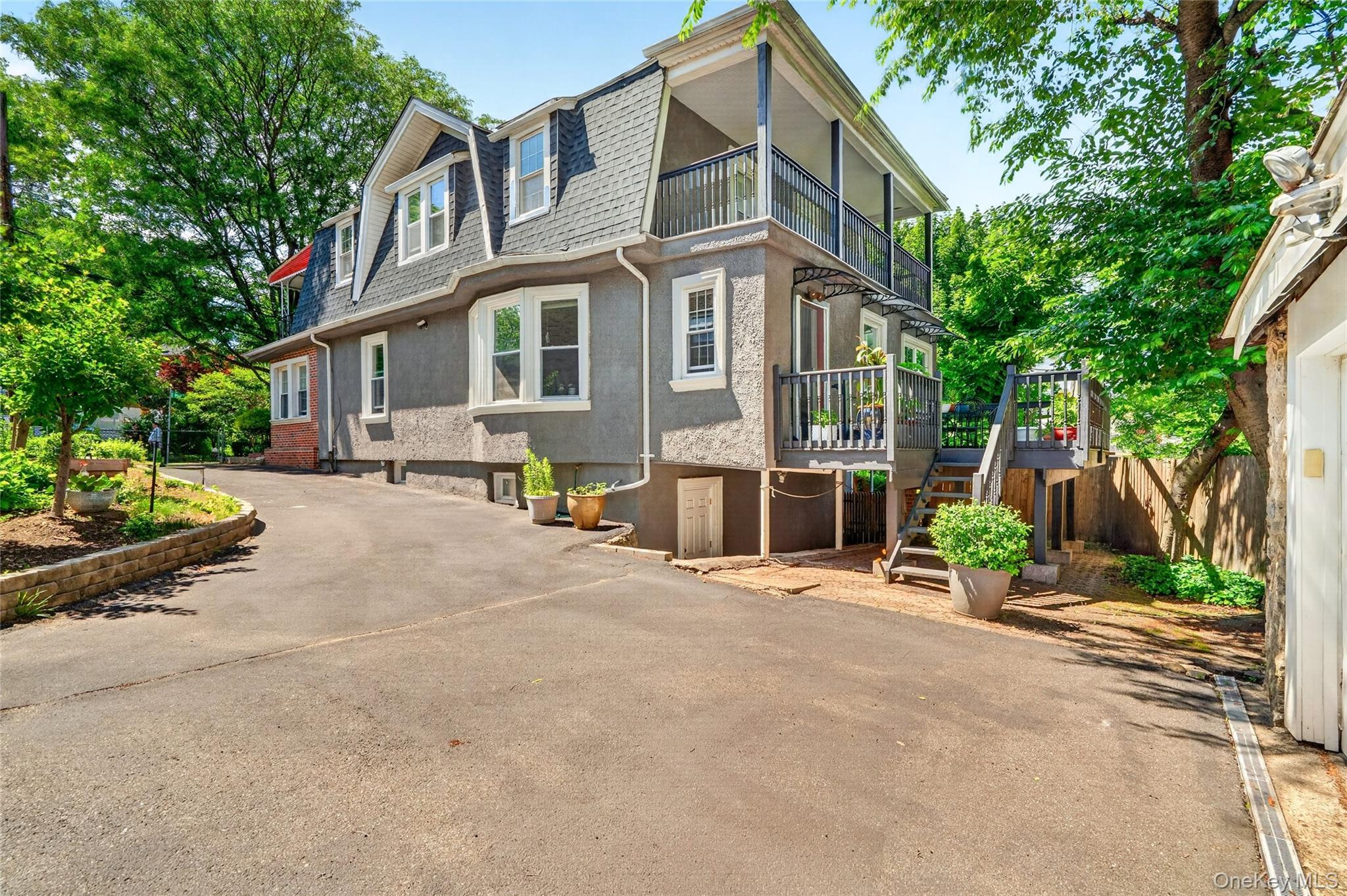 Single Family Post Road  Bronx, NY 10471, MLS-1014975-48