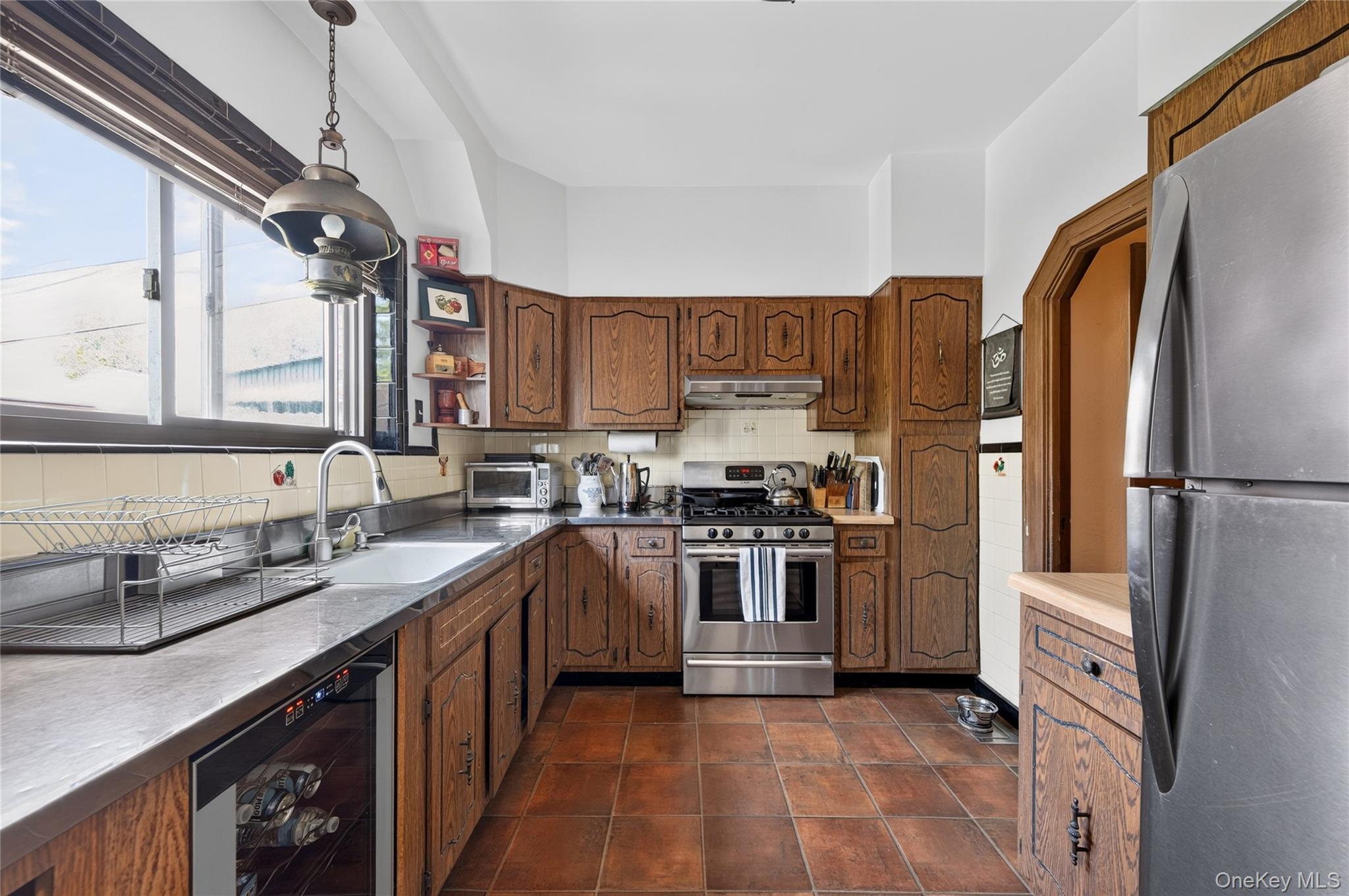 Single Family 188th  Queens, NY 11358, MLS-1014984-15
