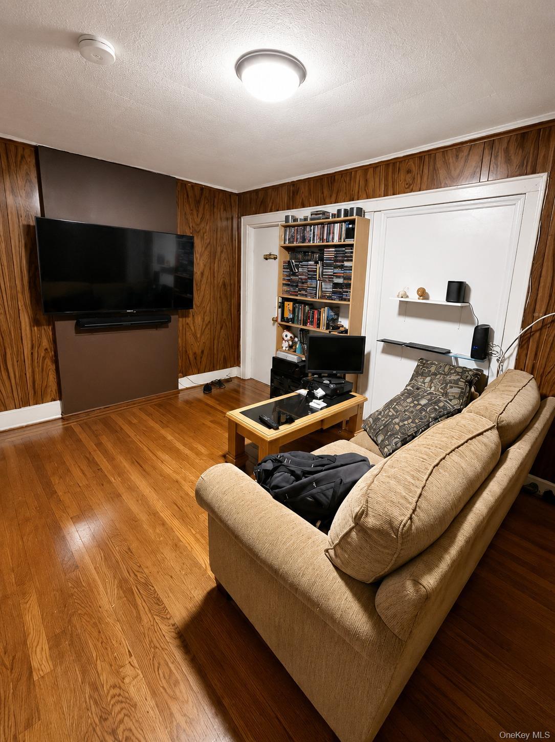Single Family 45th Street  Queens, NY 11377, MLS-1014996-2