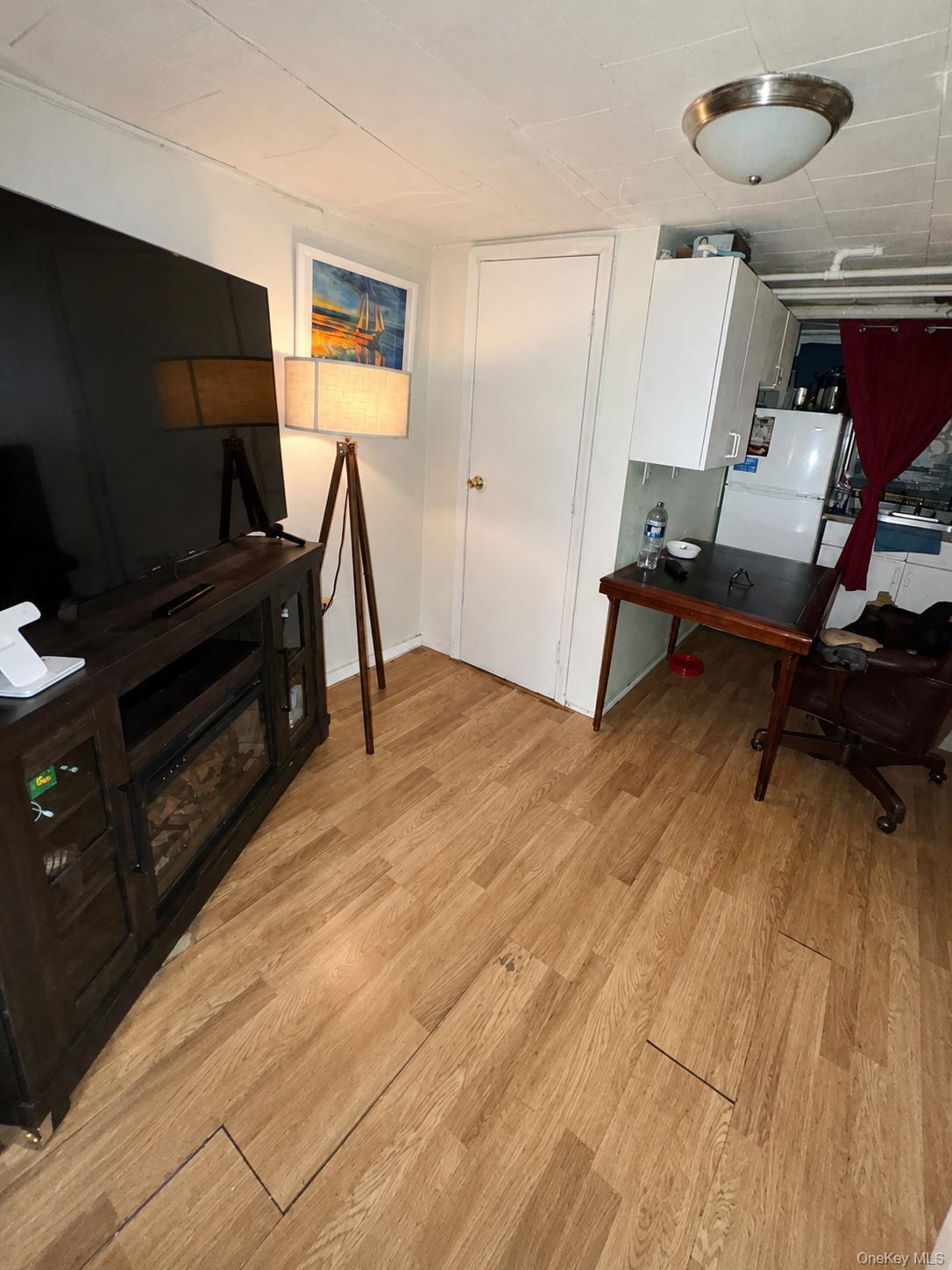 Single Family 45th Street  Queens, NY 11377, MLS-1014996-4