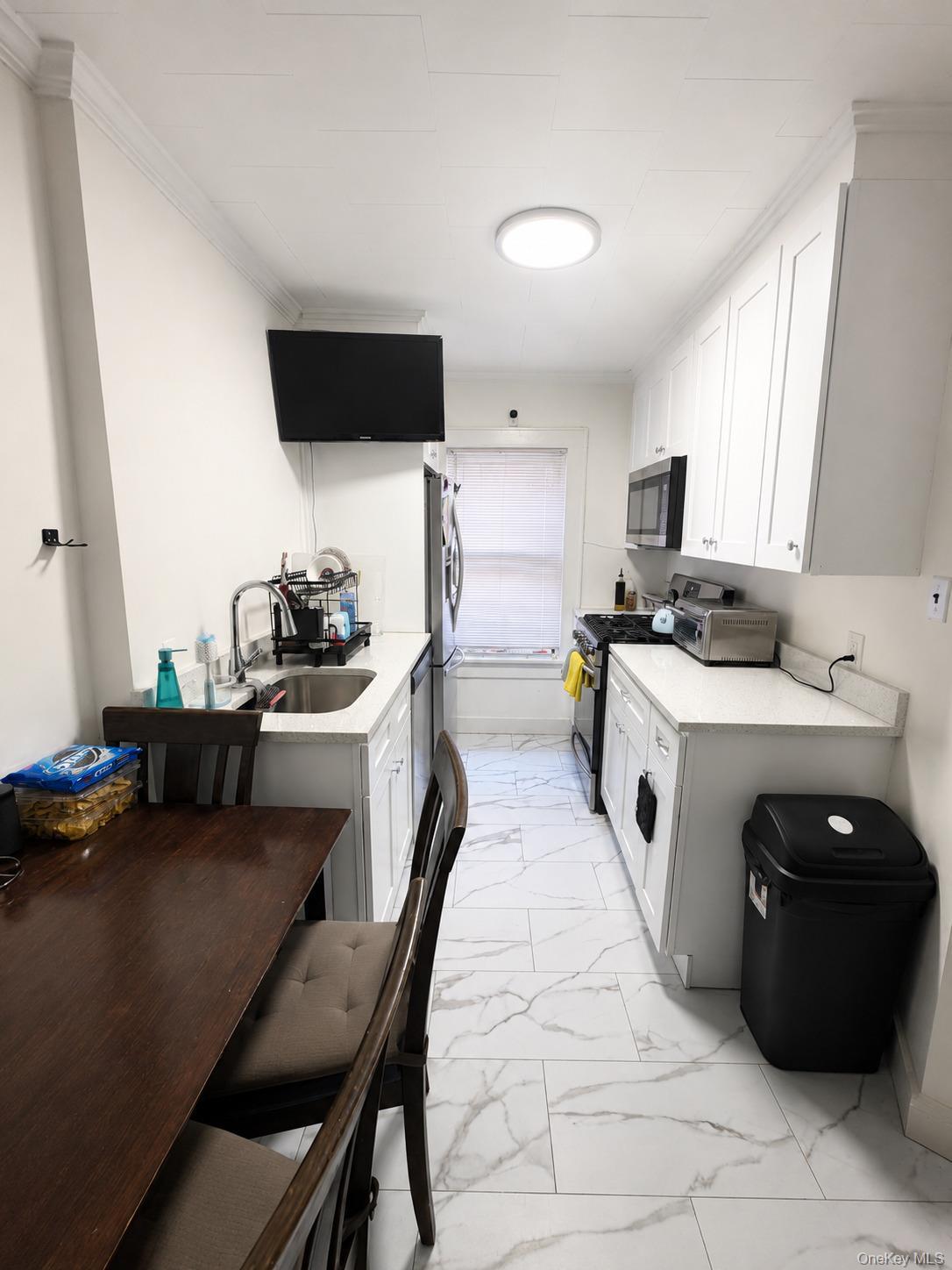 Single Family 45th Street  Queens, NY 11377, MLS-1014996-5