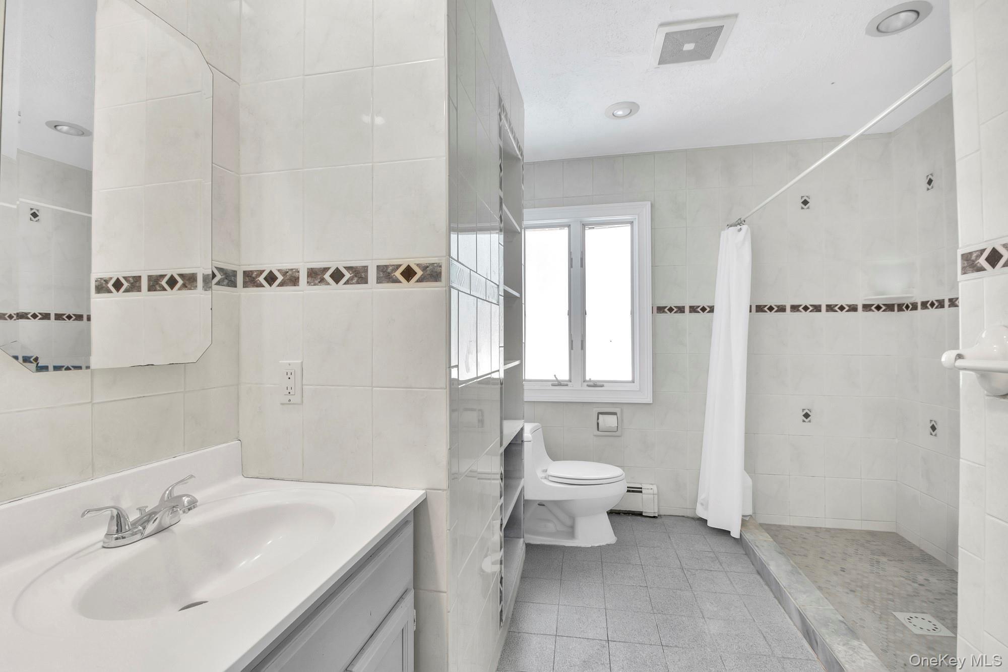 Single Family View Road Suffolk County, NY 11733, MLS-1015007-15