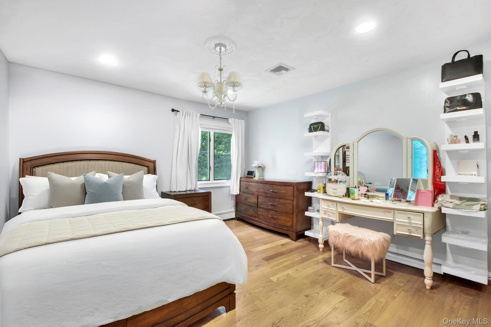 Single Family View Road Suffolk County, NY 11733, MLS-1015007-16