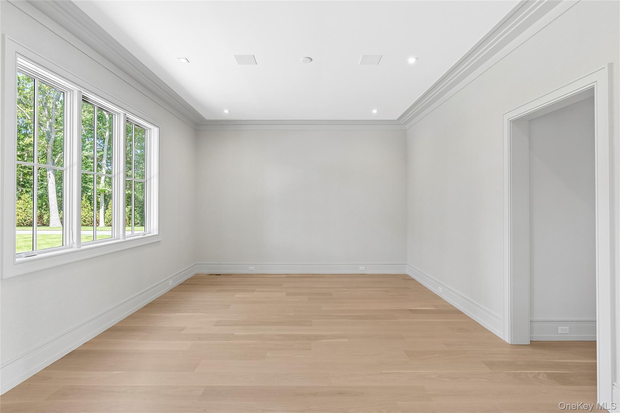 Single Family Norris Lane Suffolk County, NY 11932, MLS-1015009-14