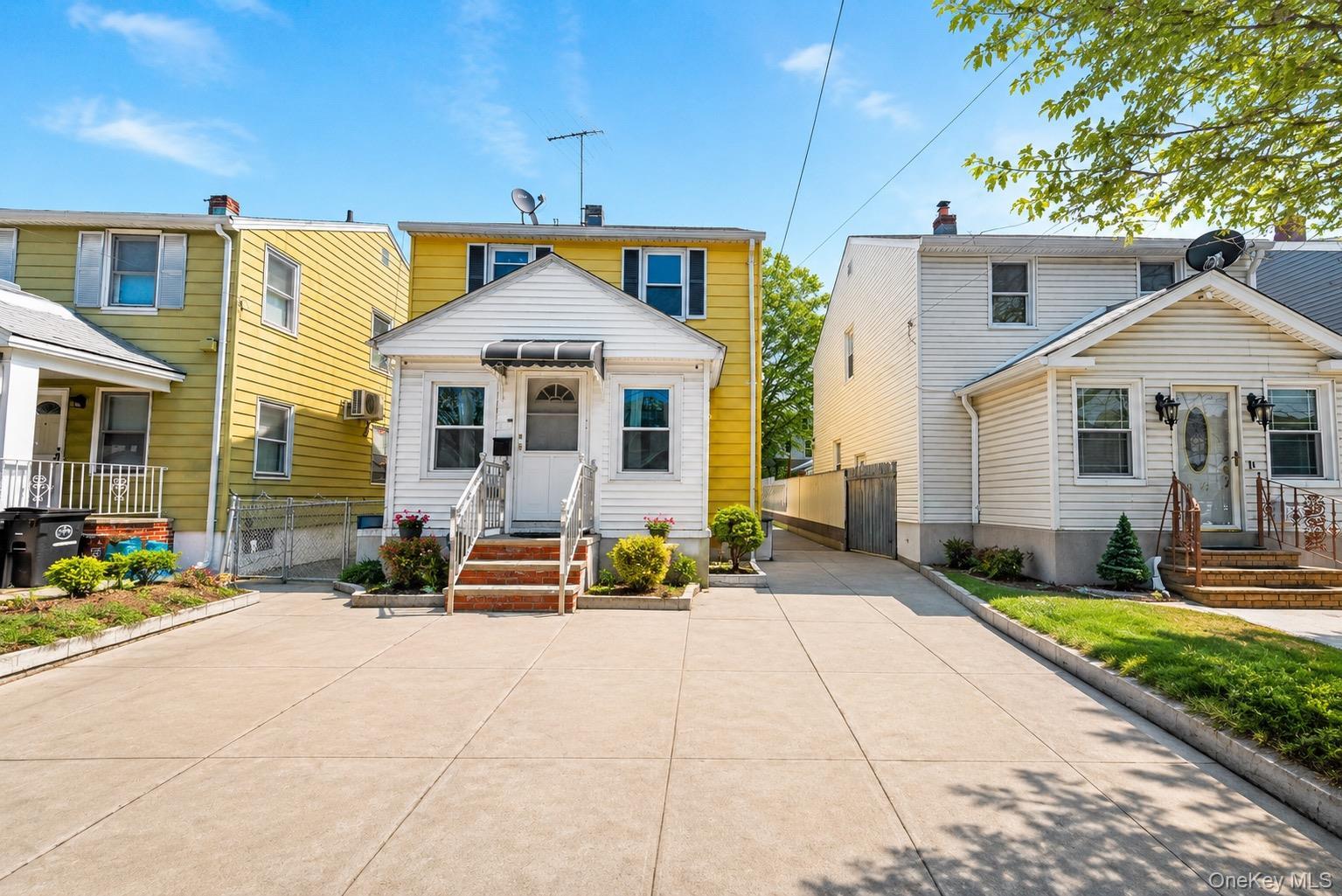 Single Family 118th Street  Queens, NY 11420, MLS-1015046-23