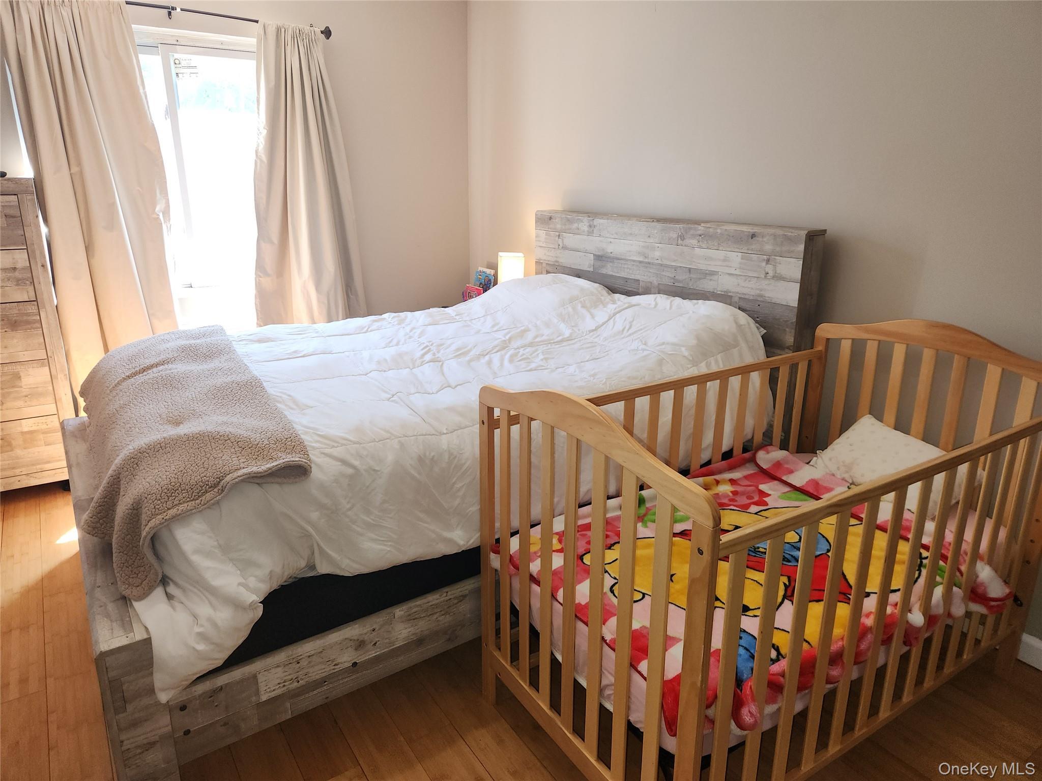 Single Family Gunther  Bronx, NY 10469, MLS-1015048-11