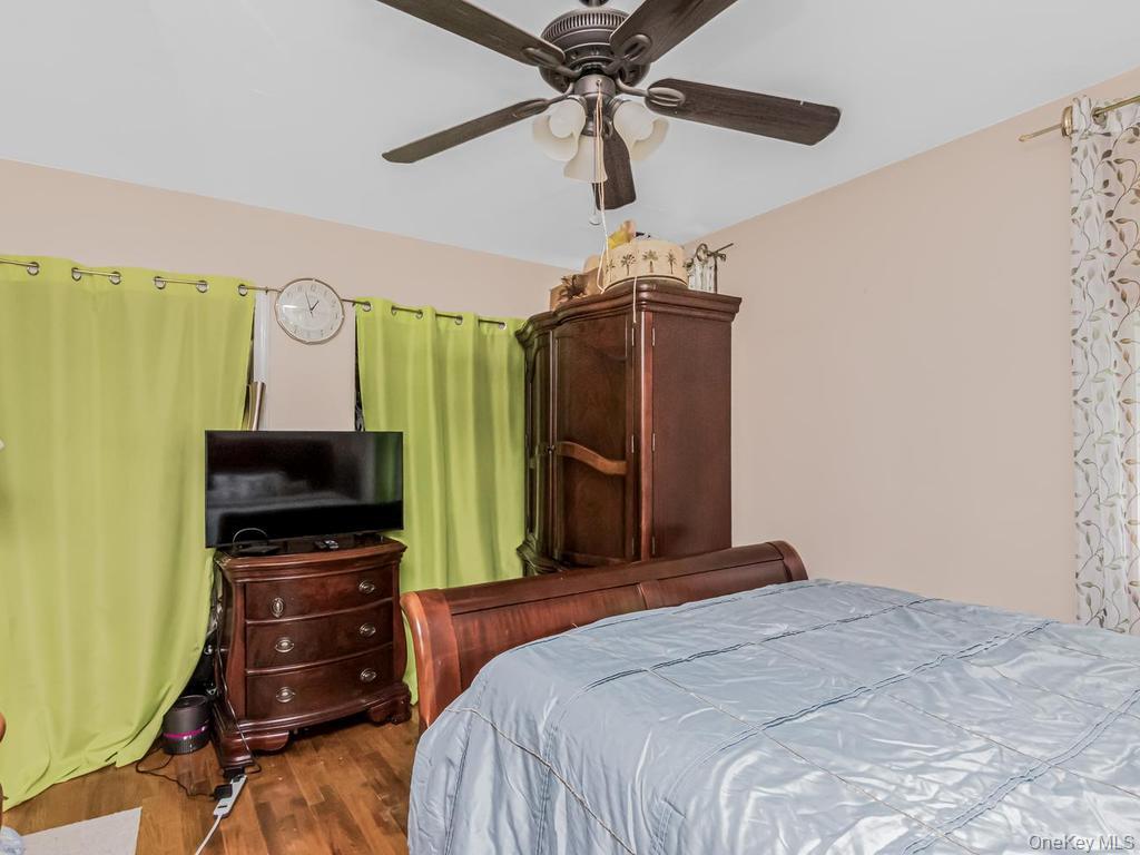 Single Family Grace Avenue Bronx, NY 10466, MLS-1015049-13