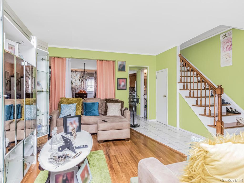 Single Family Grace Avenue Bronx, NY 10466, MLS-1015049-7