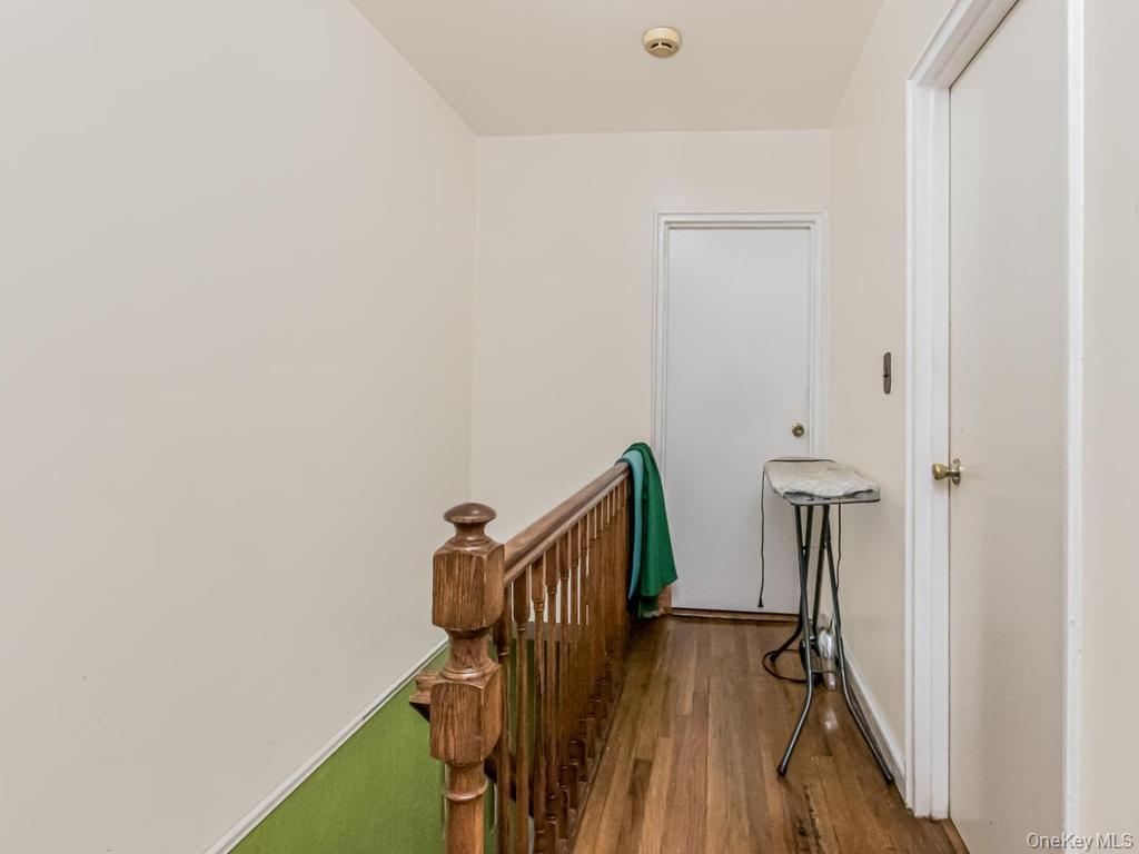 Single Family Grace Avenue Bronx, NY 10466, MLS-1015049-9
