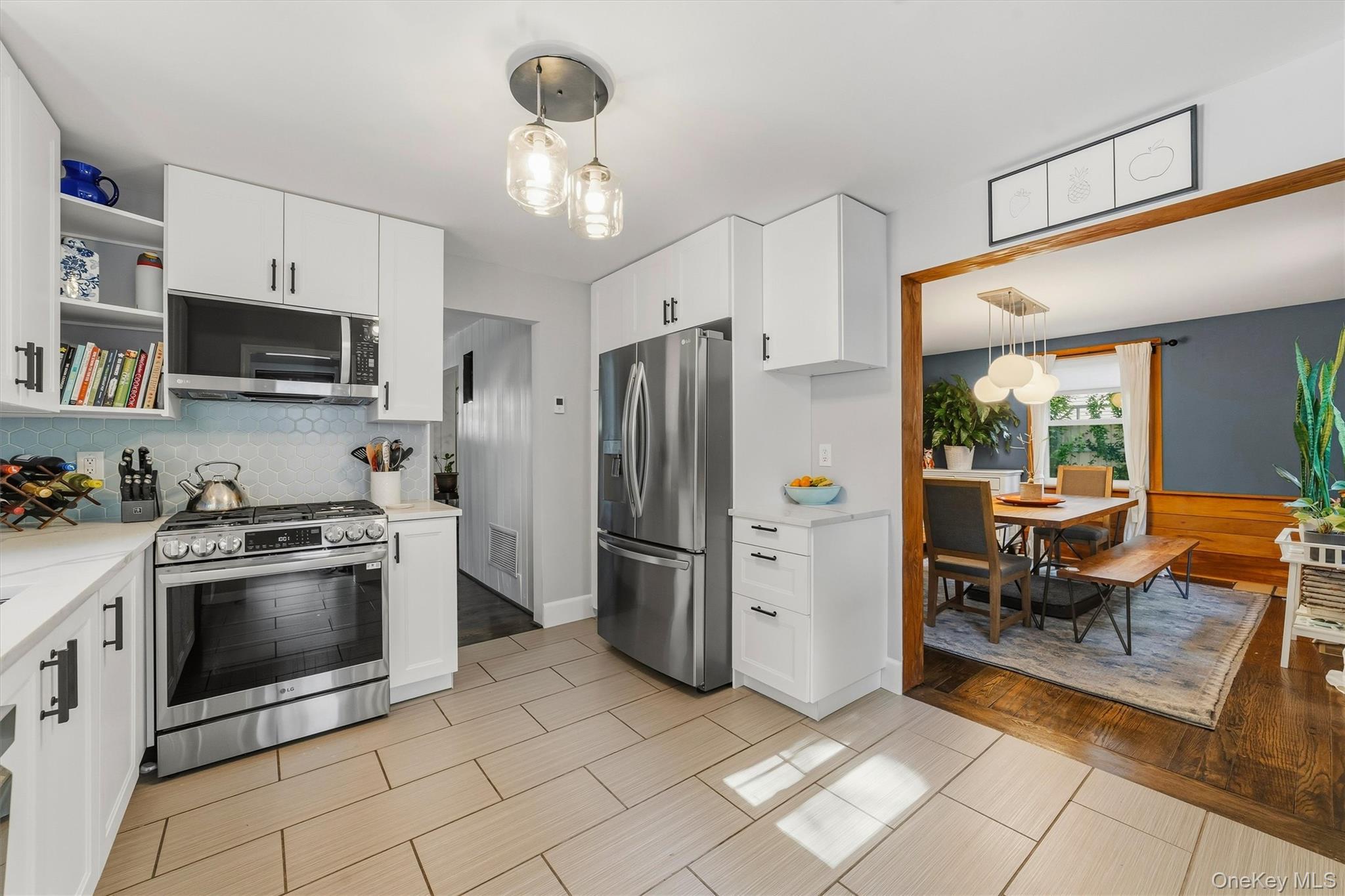 Single Family Brook Place Westchester County, NY 10562, MLS-1015069-11