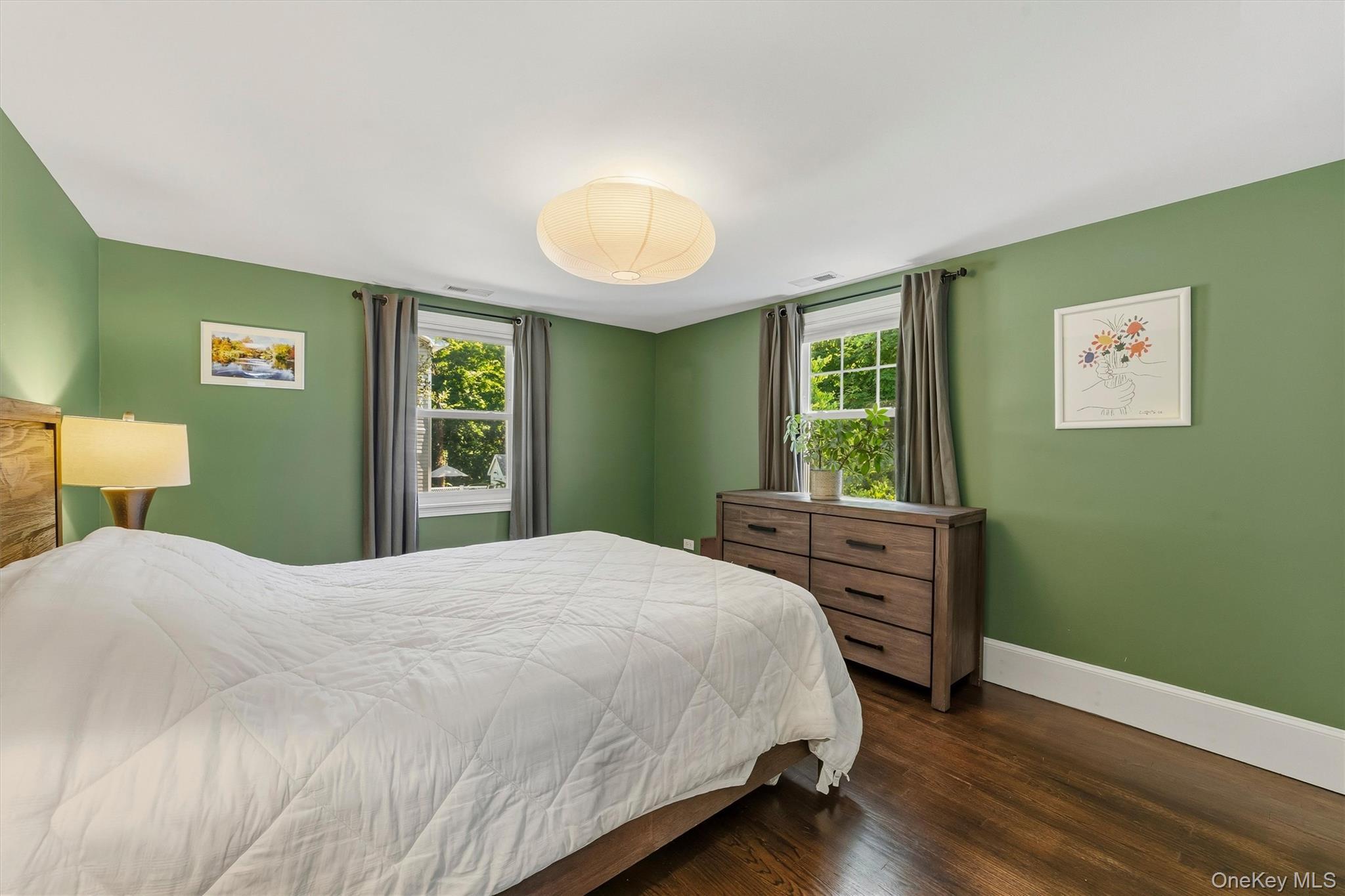 Single Family Brook Place Westchester County, NY 10562, MLS-1015069-22