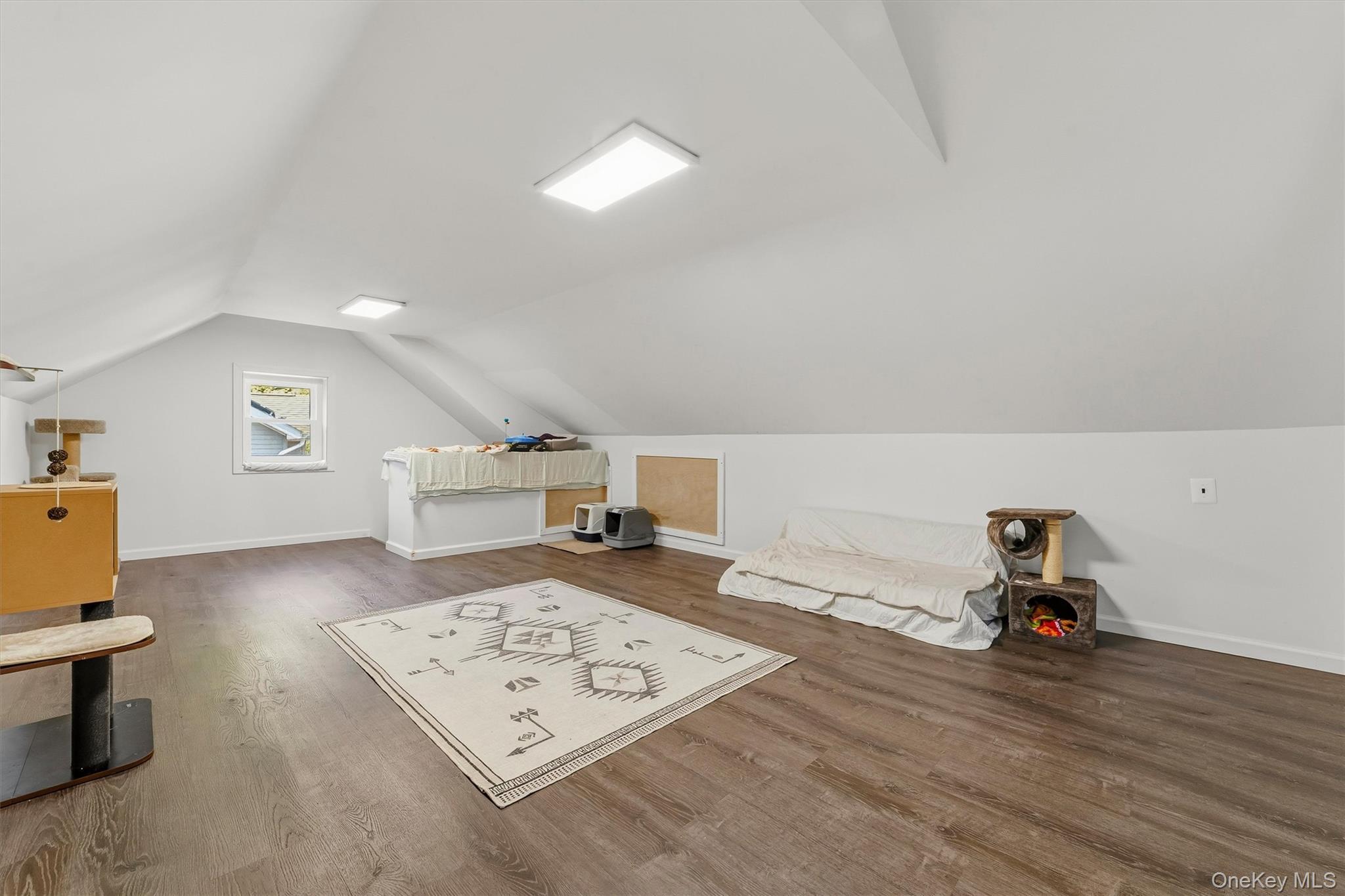 Single Family Brook Place Westchester County, NY 10562, MLS-1015069-26