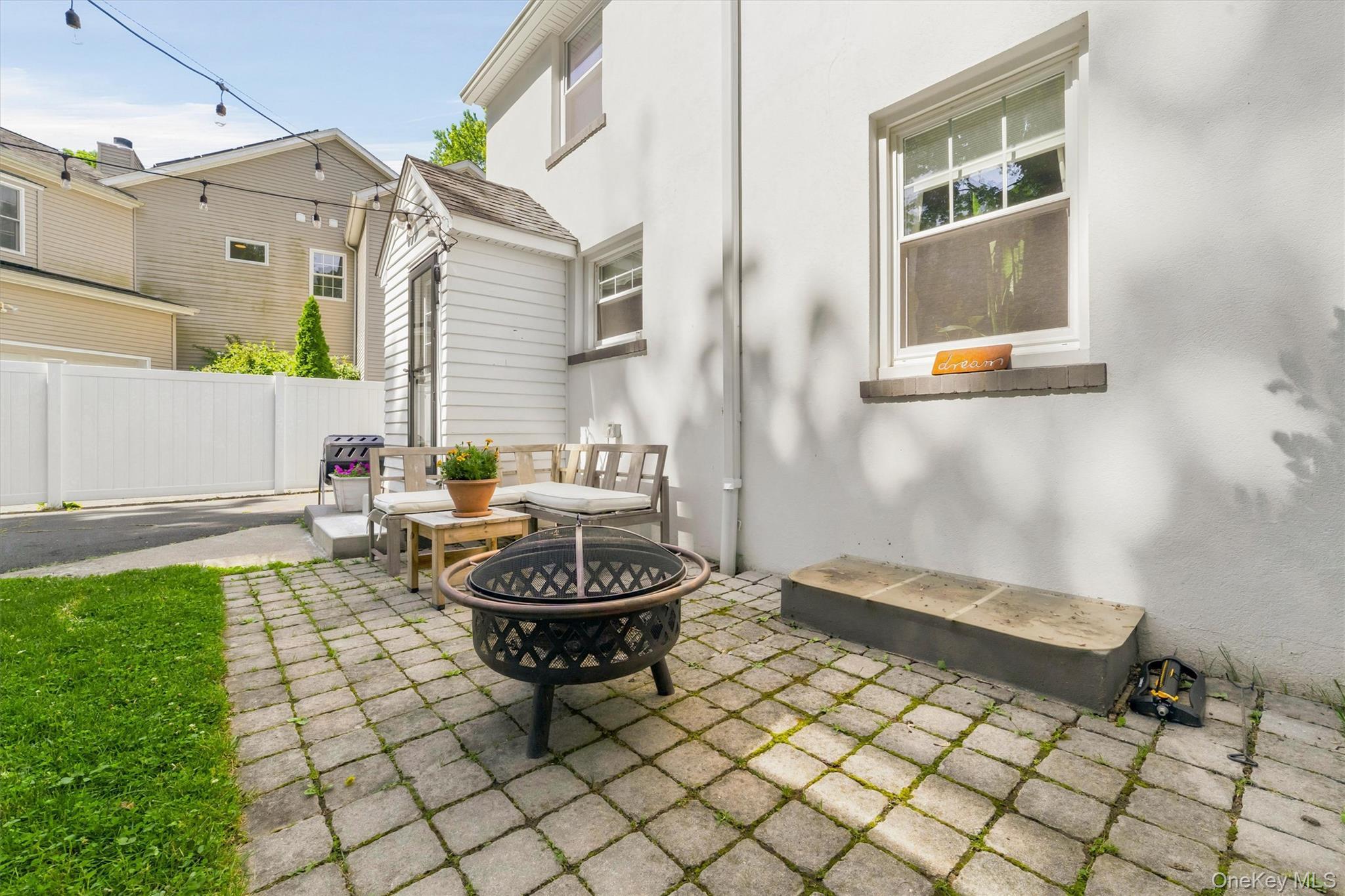 Single Family Brook Place Westchester County, NY 10562, MLS-1015069-28