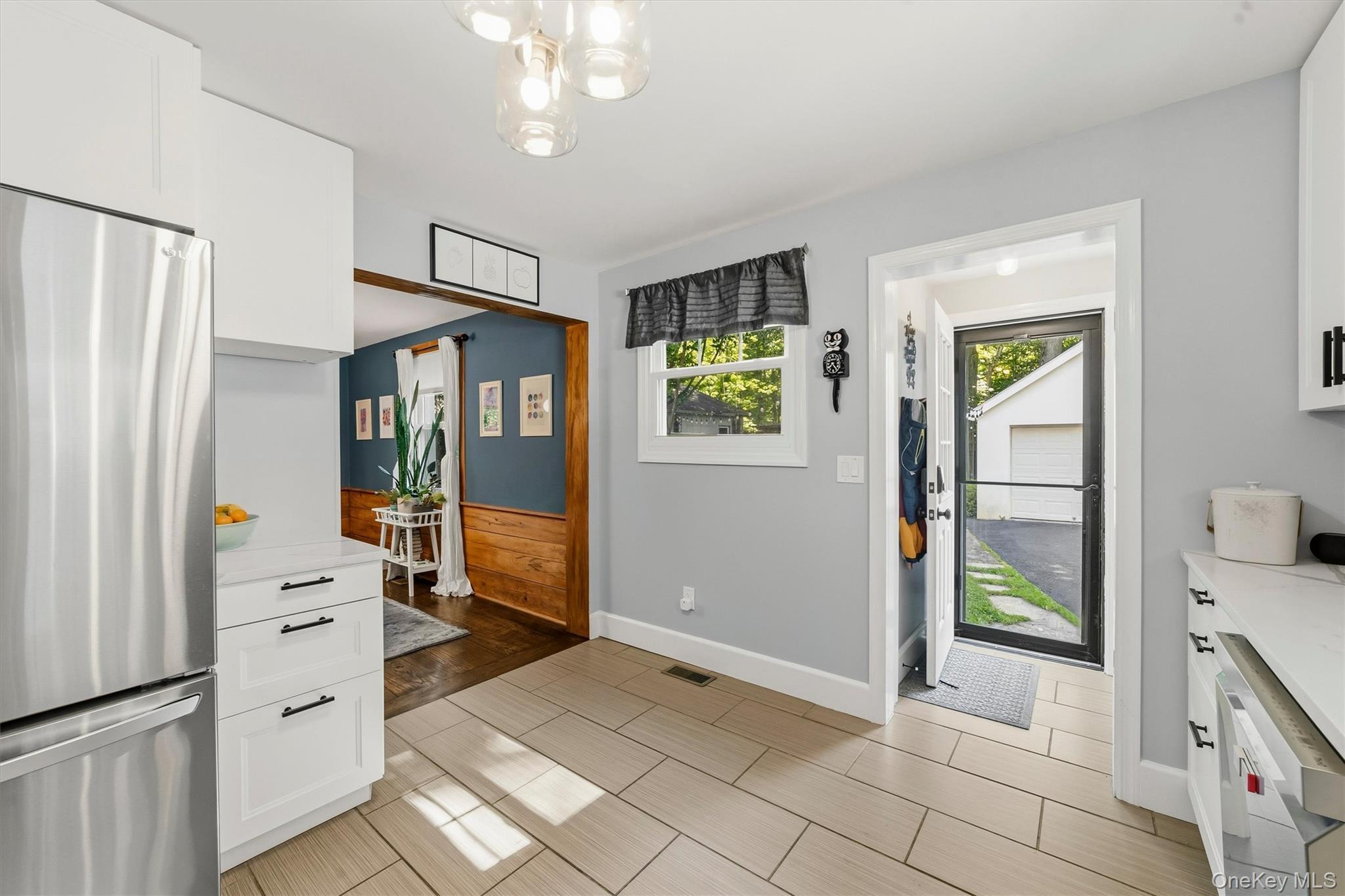 Single Family Brook Place Westchester County, NY 10562, MLS-1015069-9