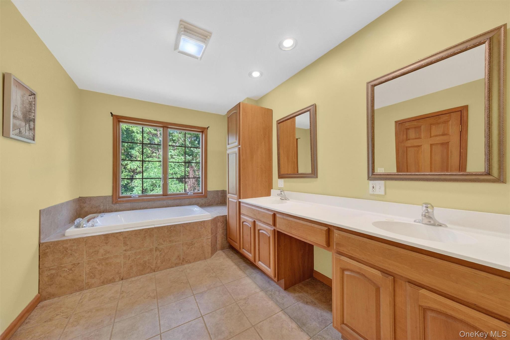 Single Family Huyler Drive Dutchess County, NY 12538, MLS-1015082-18