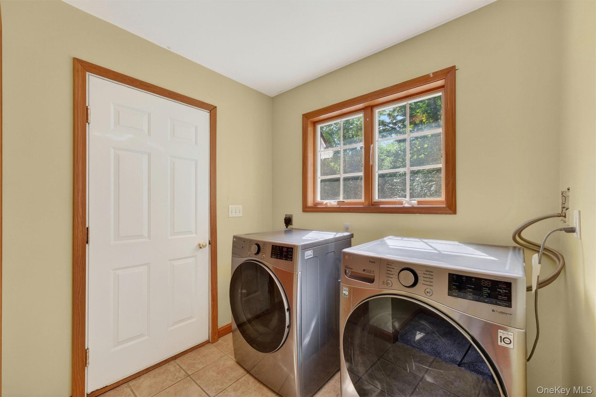 Single Family Huyler Drive Dutchess County, NY 12538, MLS-1015082-21