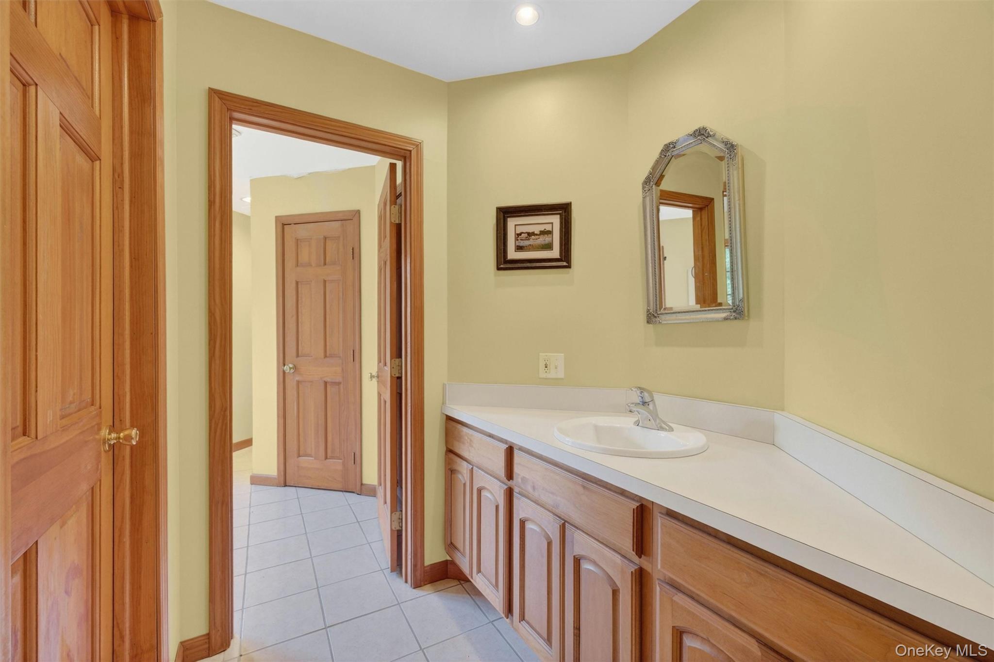 Single Family Huyler Drive Dutchess County, NY 12538, MLS-1015082-25