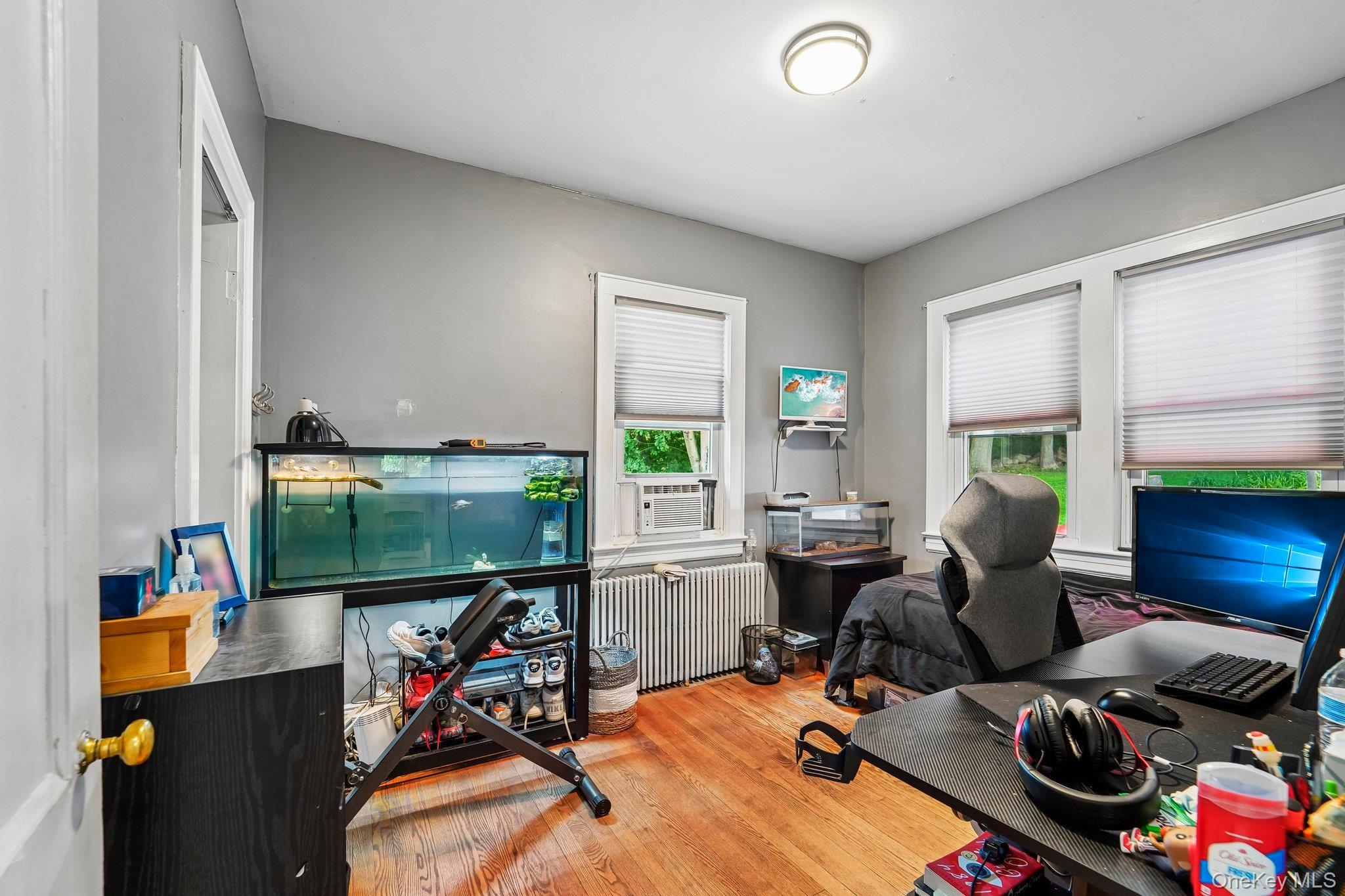 Single Family Baron De Hirsch Road Westchester County, NY 10517, MLS-1015097-12